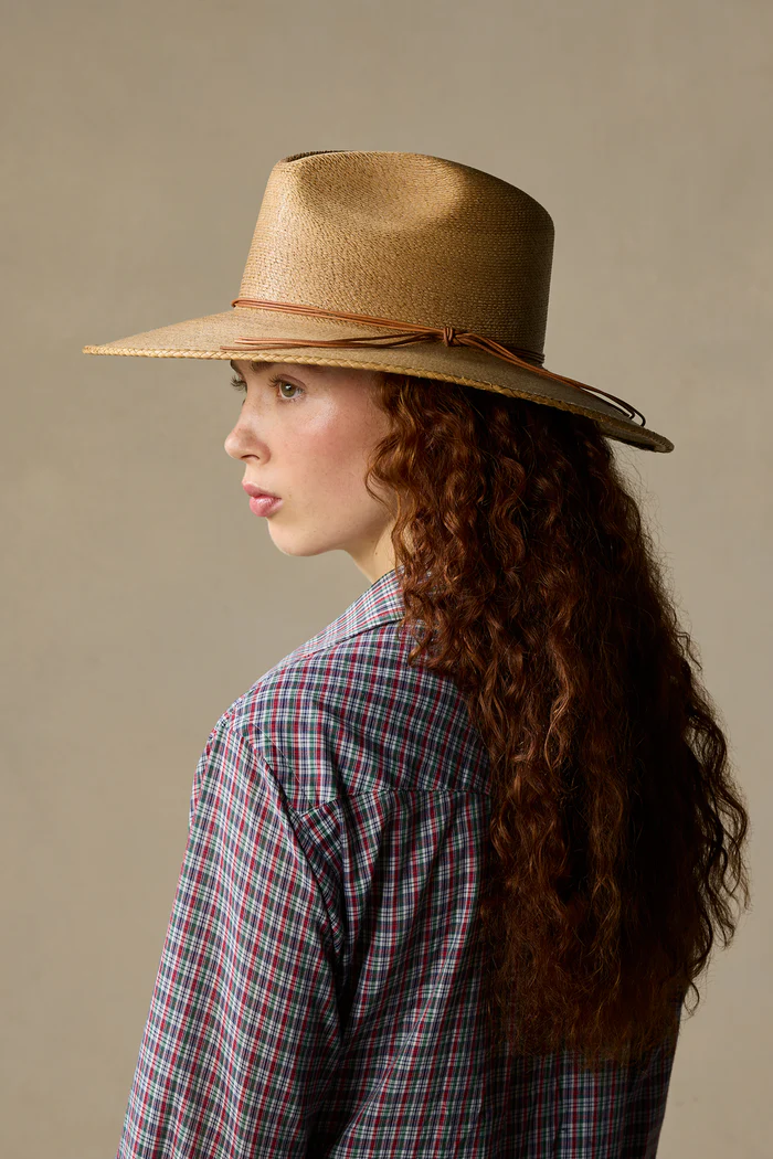 Straw Cape Dark Toast  DarkToast