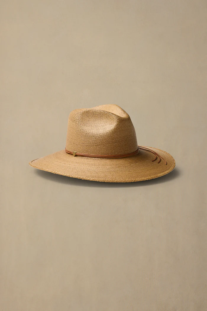 Straw Cape Light Toast  DarkToast