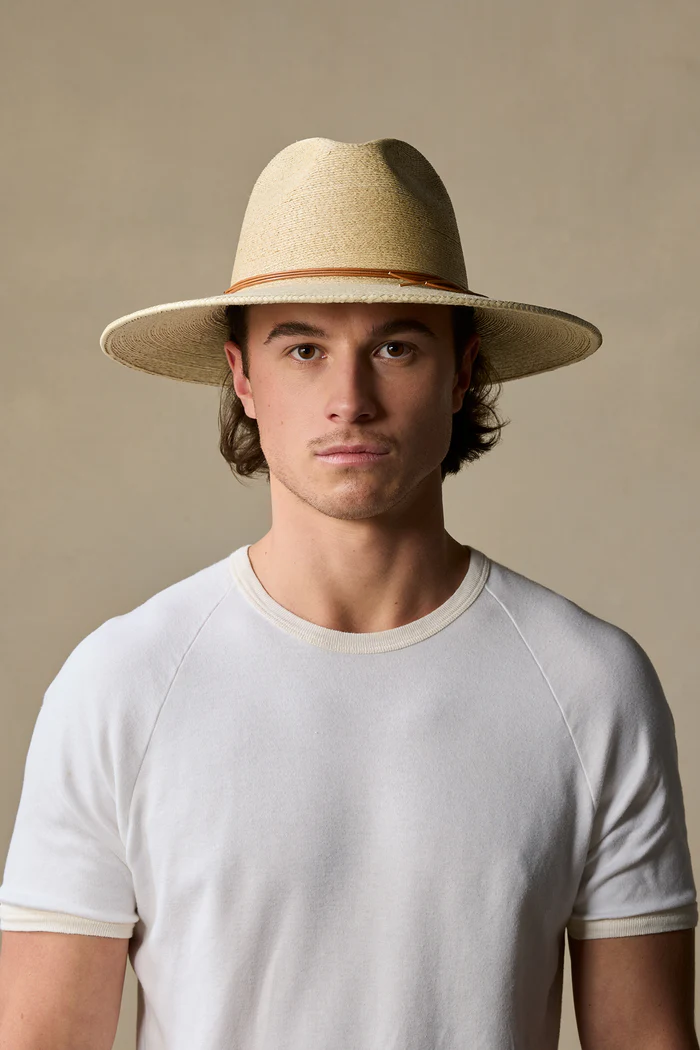 Straw Cape Light Toast  Light Toast