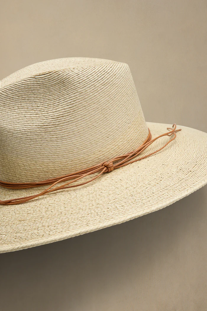 Straw Cape Dark Toast  Light Toast