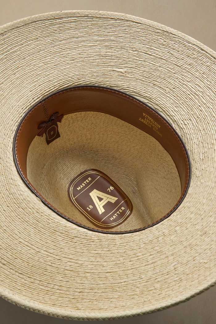 Straw Cape Dark Toast  Light Toast