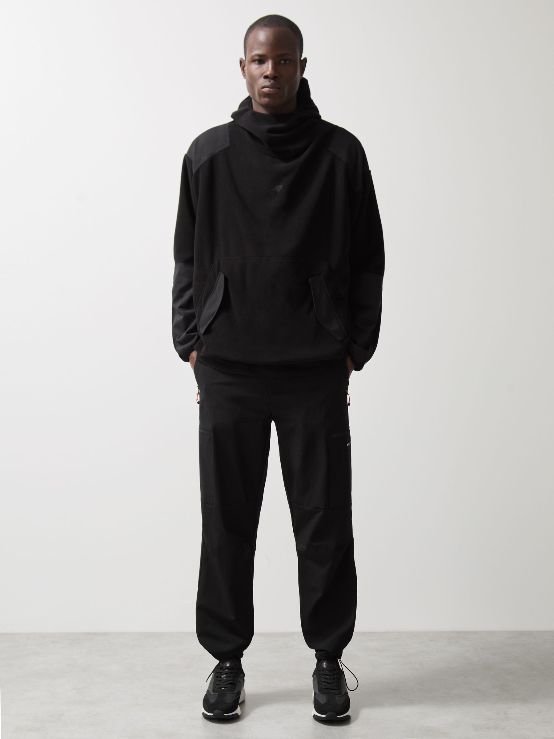 McLaren F1 Team Pullover Hoodie in Black