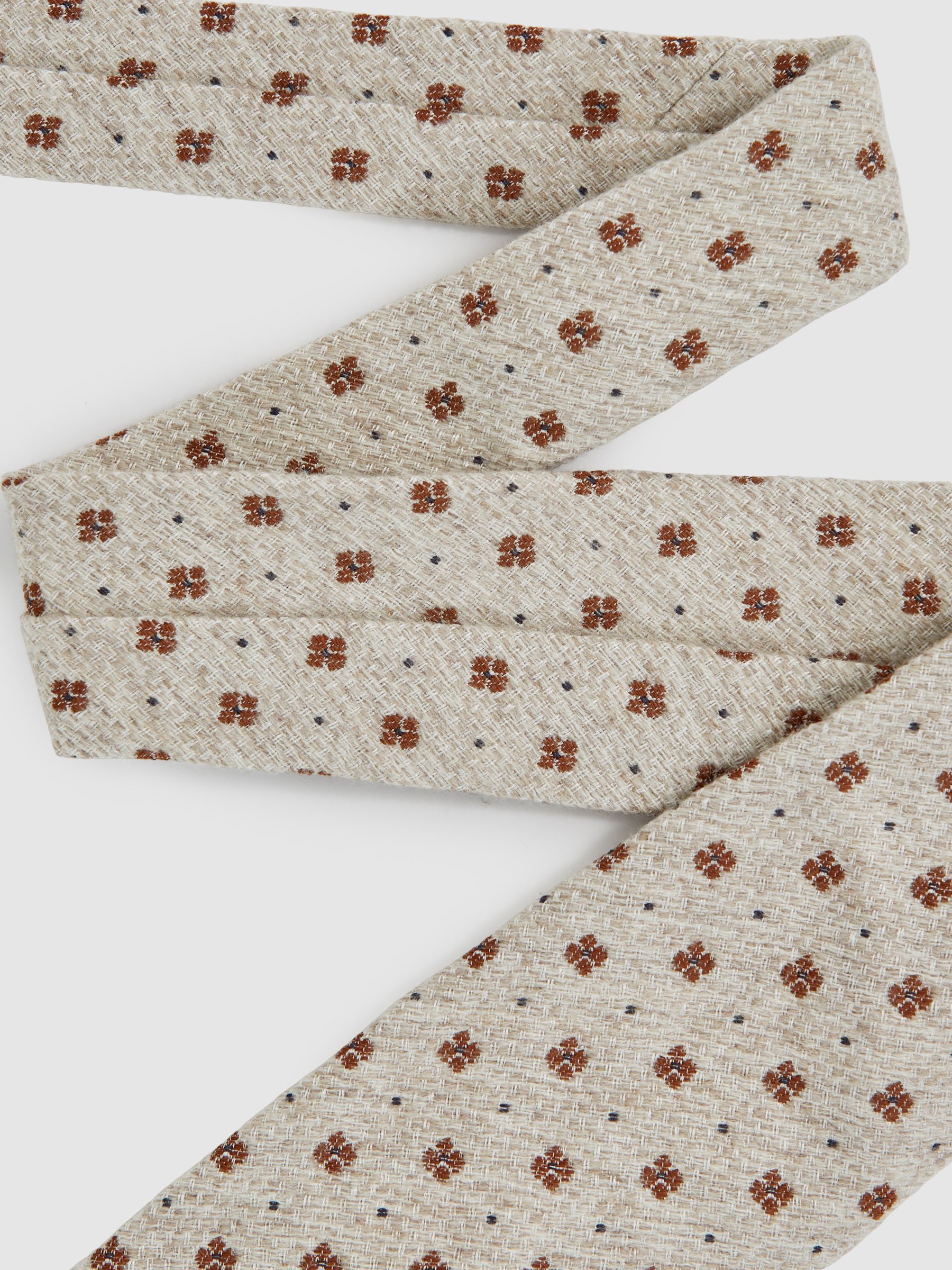 Wool-Silk Floral-Medallion Tie in Oatmeal Melange