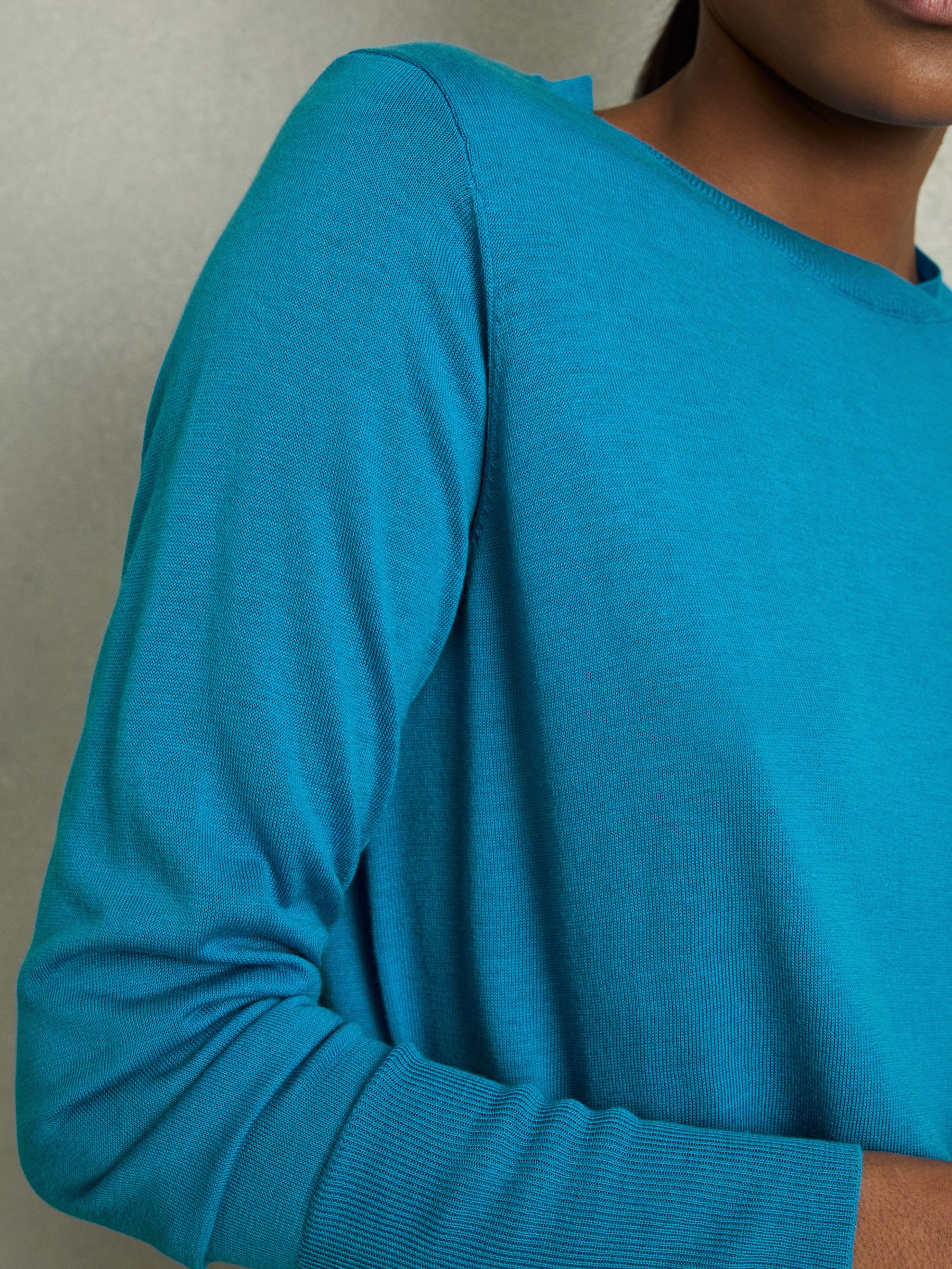 Fine-Knit Crew-Neck Jumper With Cashmere in Blue