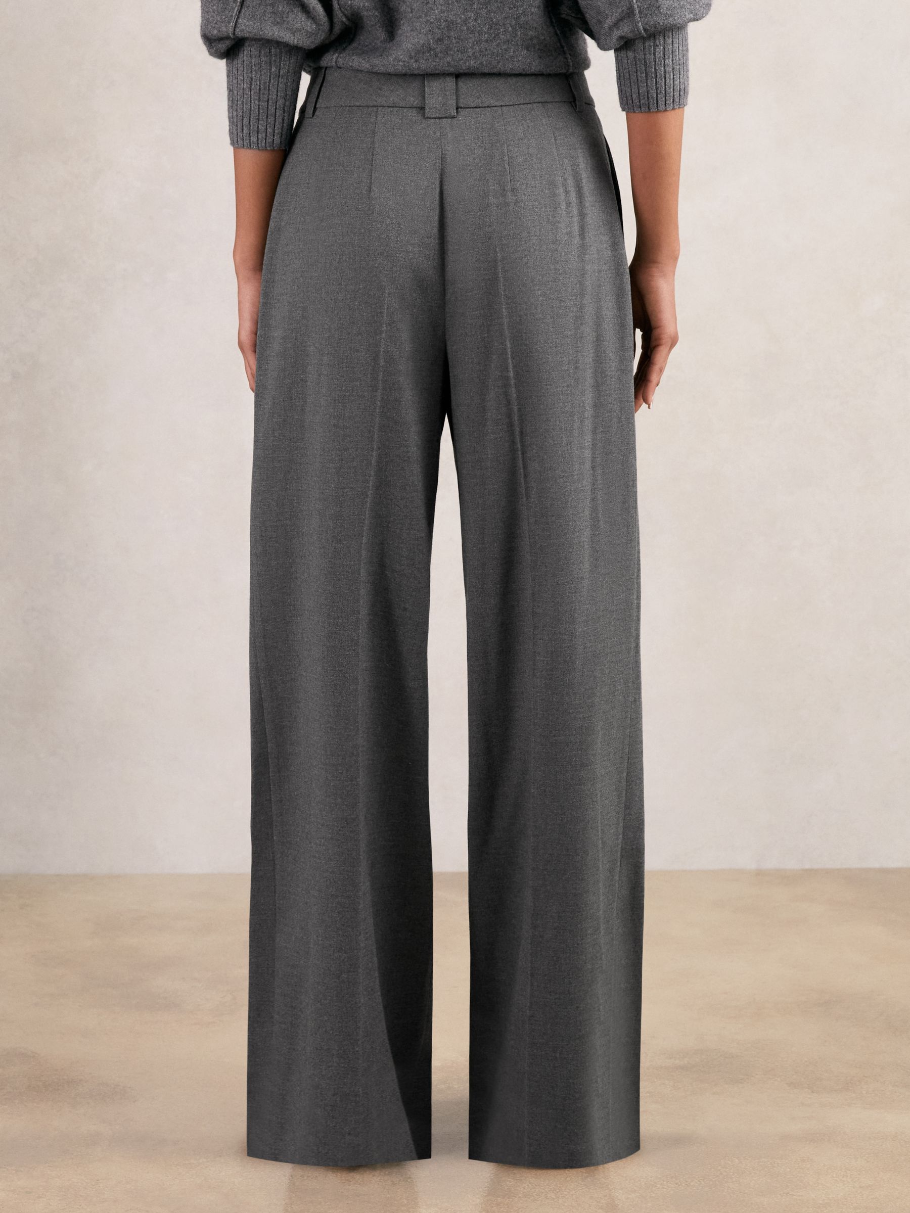 Petite Wide Leg Pleated Trousers in Grey