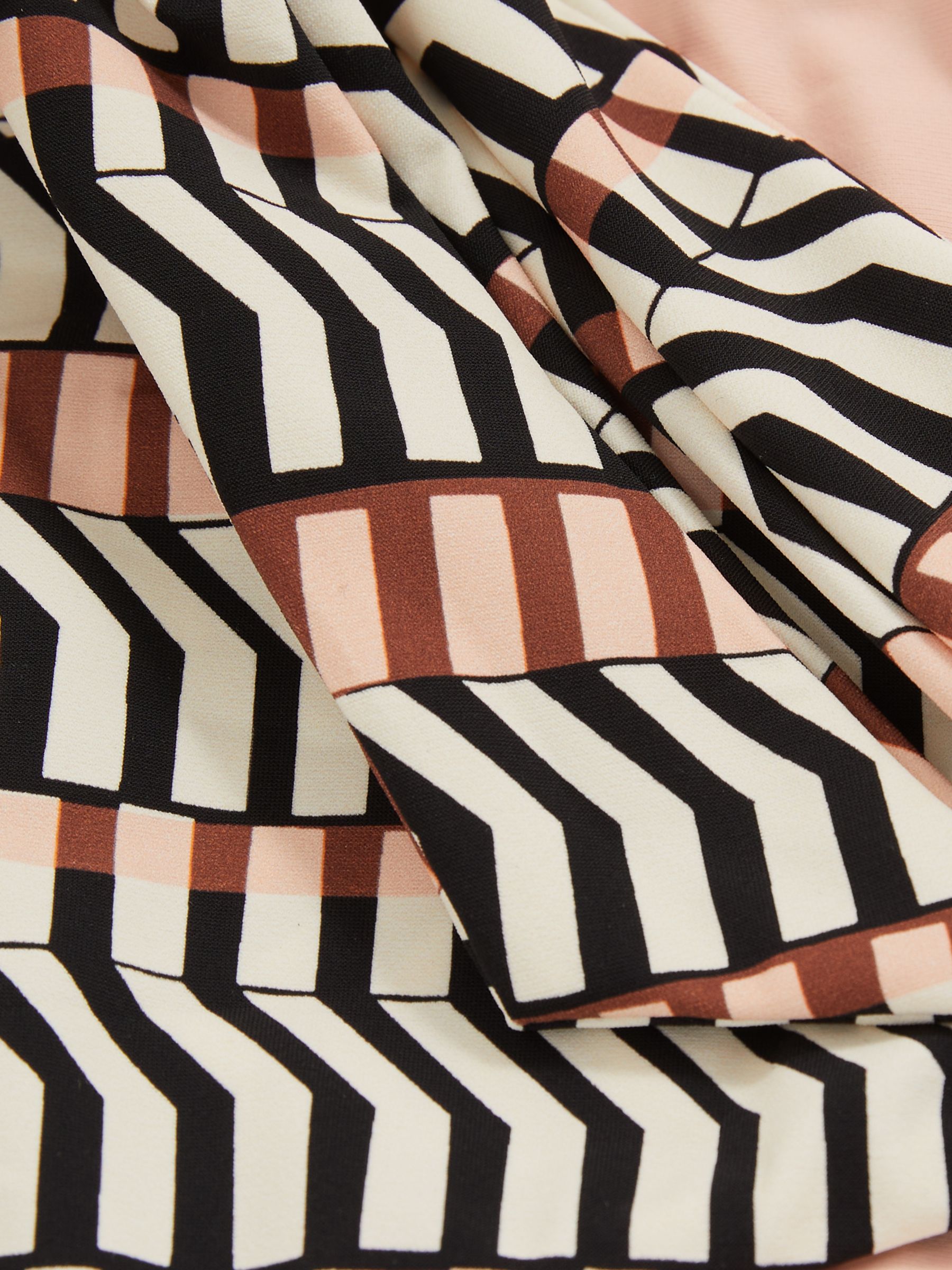 Chevron-Stripe Bikini Bottoms in Black/Brown