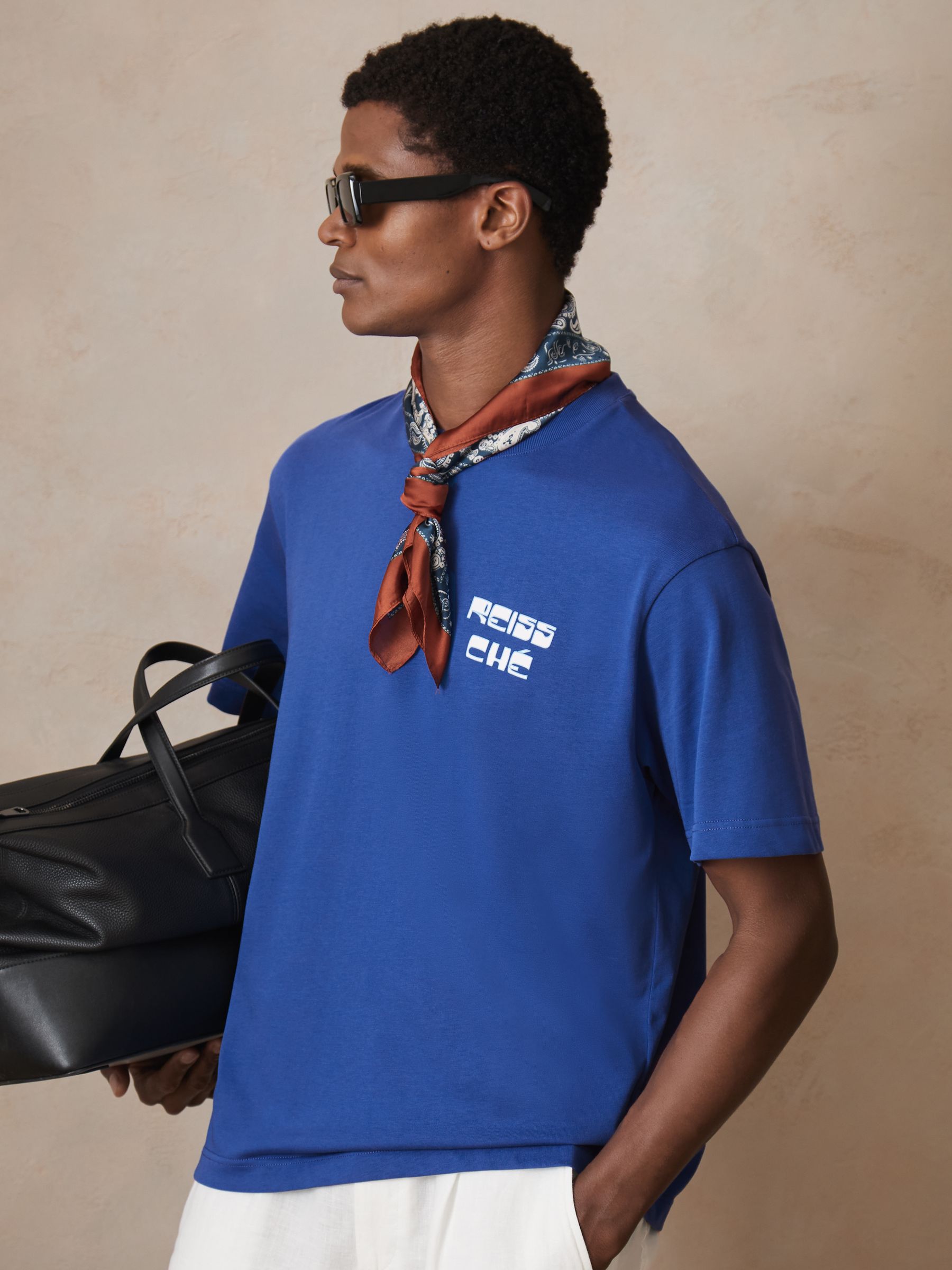 Reiss | Ché Cotton Palm-Print T-Shirt in Blue