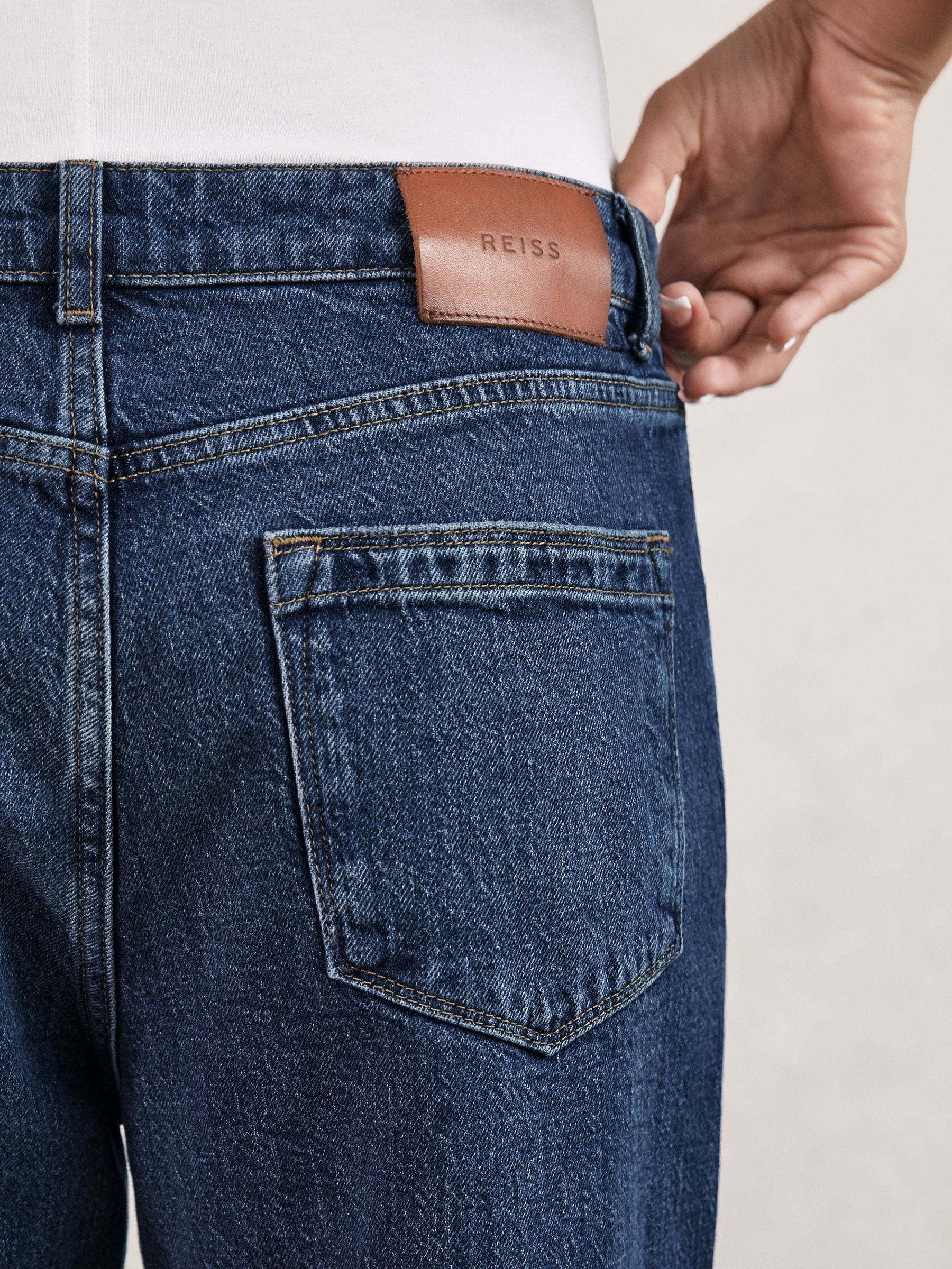 Petite Mid-Rise Straight-Leg Jeans in Mid Blue