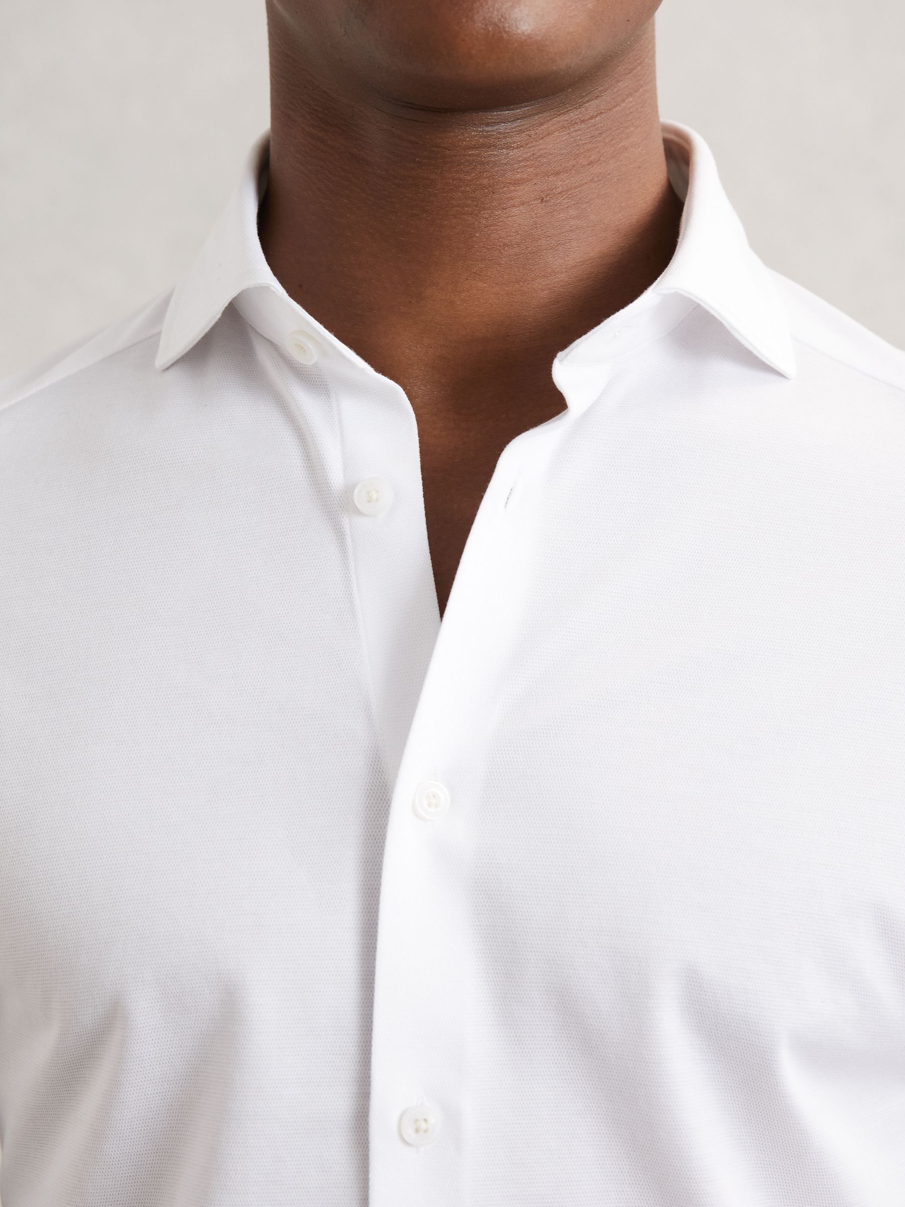 Cotton-Blend Jersey Cutaway-Collar Shirt in White