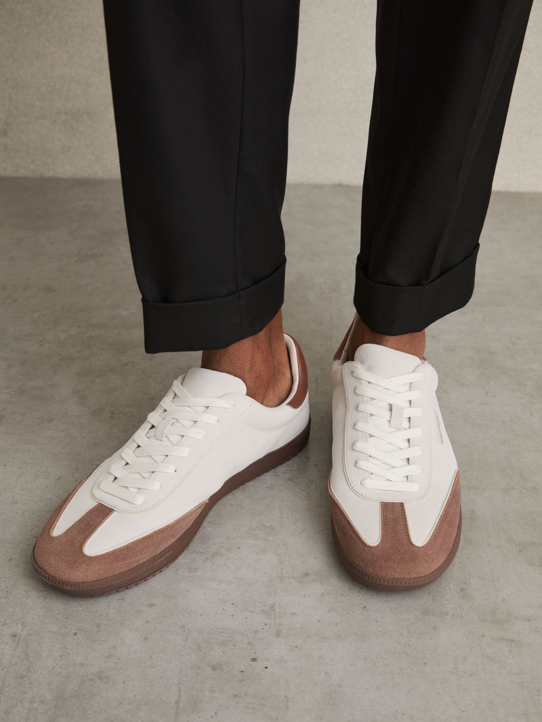 Suede Low-Top Trainers in Off White/Brown