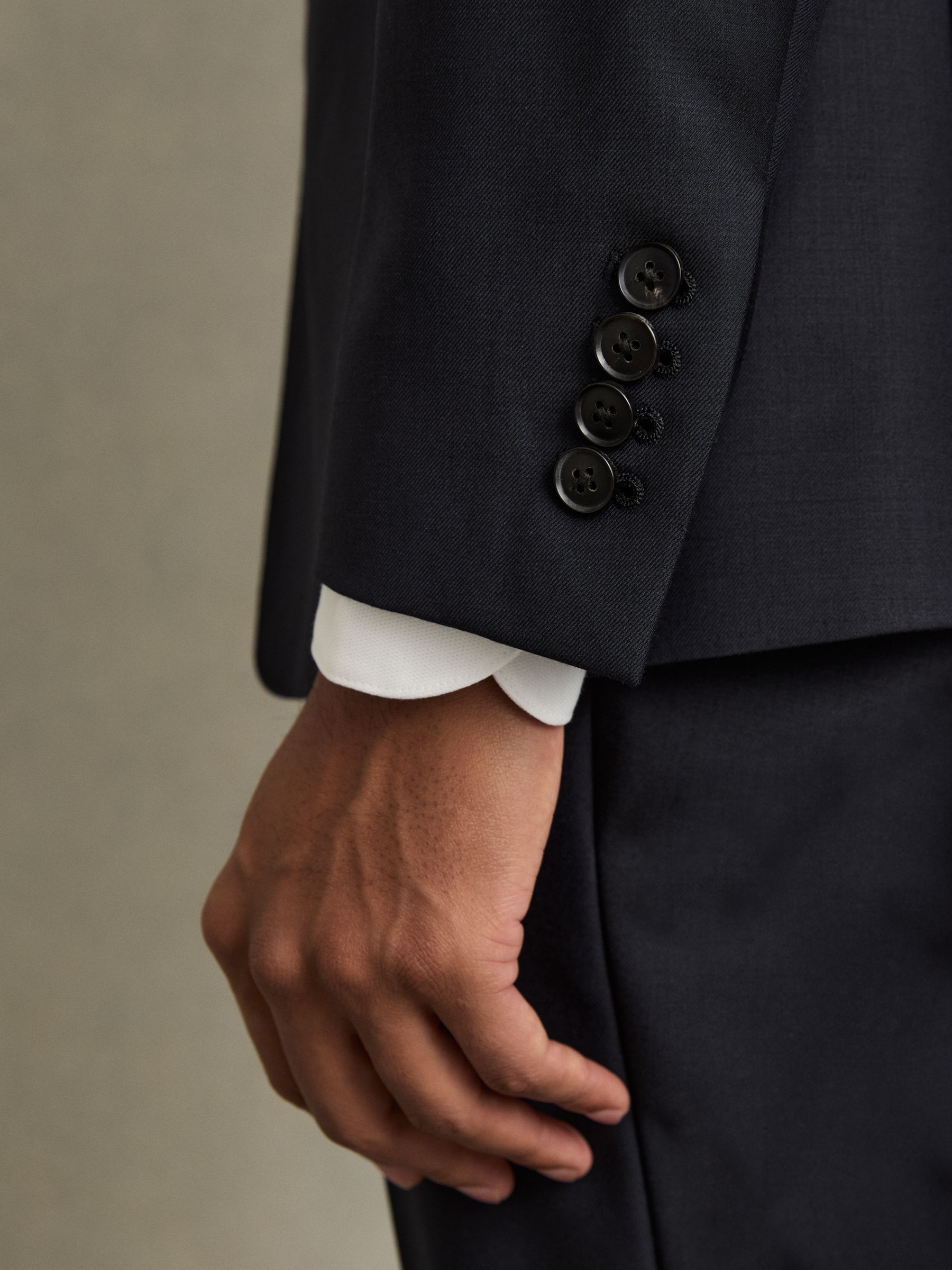 Slim-Fit Single Breasted Wool Suit Jacket in Navy