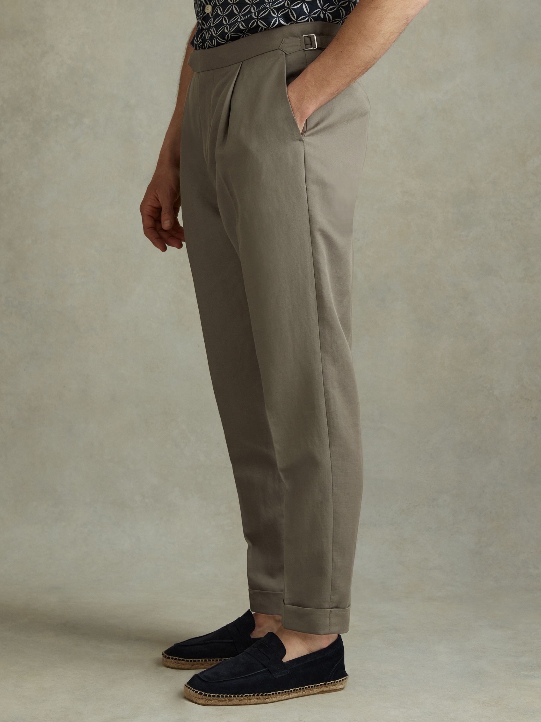 Relaxed Cropped Trousers with Turned-Up Hems in Light Khaki