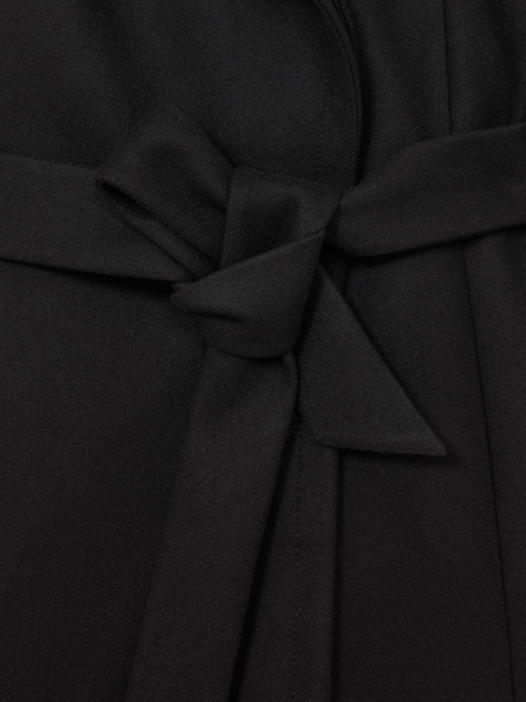 Wool-Blend Double-Lapel Belted Coat With Cashmere in Black