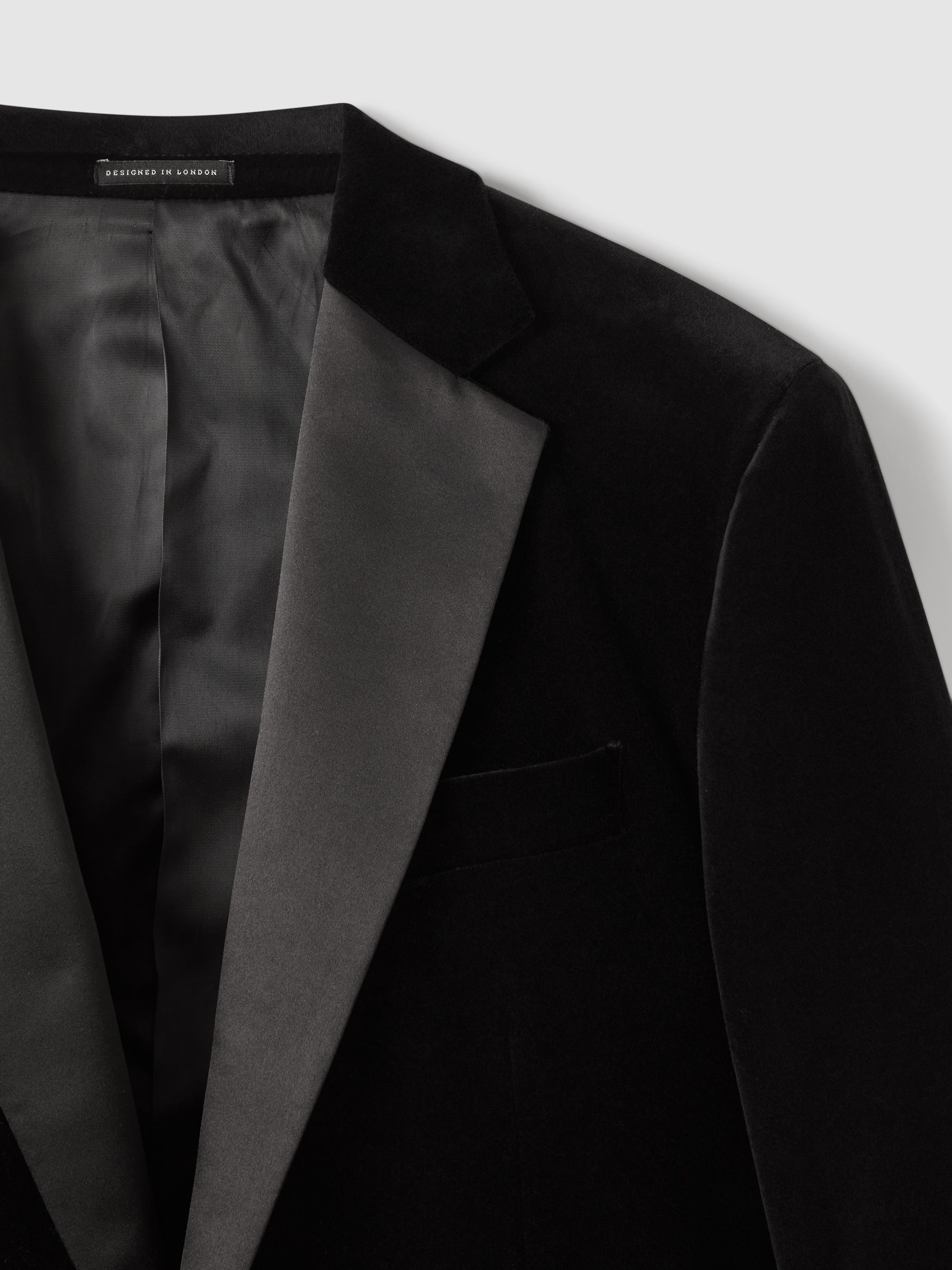 Velvet Single Breasted Slim Fit Jacket in Black