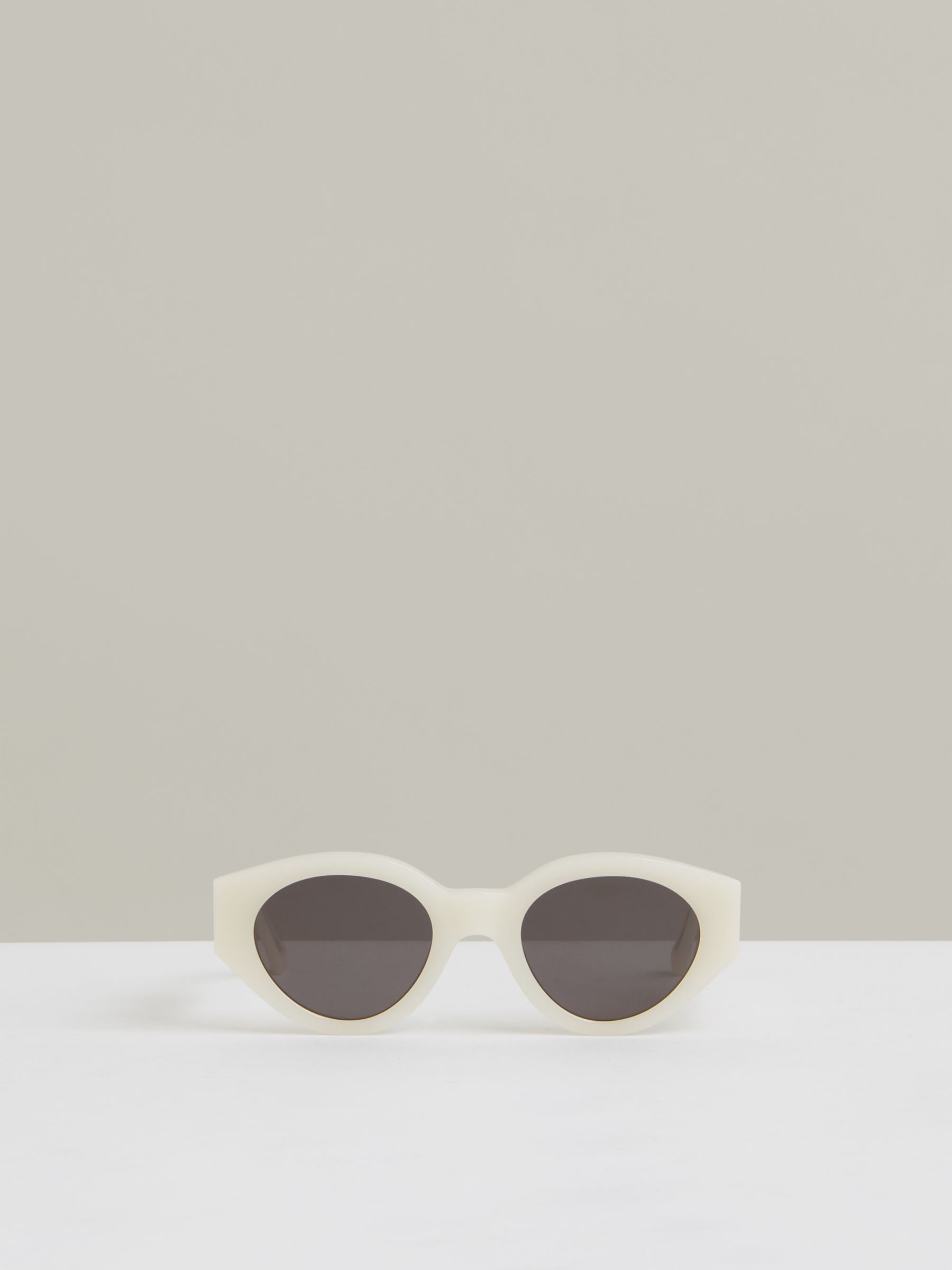 Monokel Eyewear Oval Sunglasses in Pearl Cream