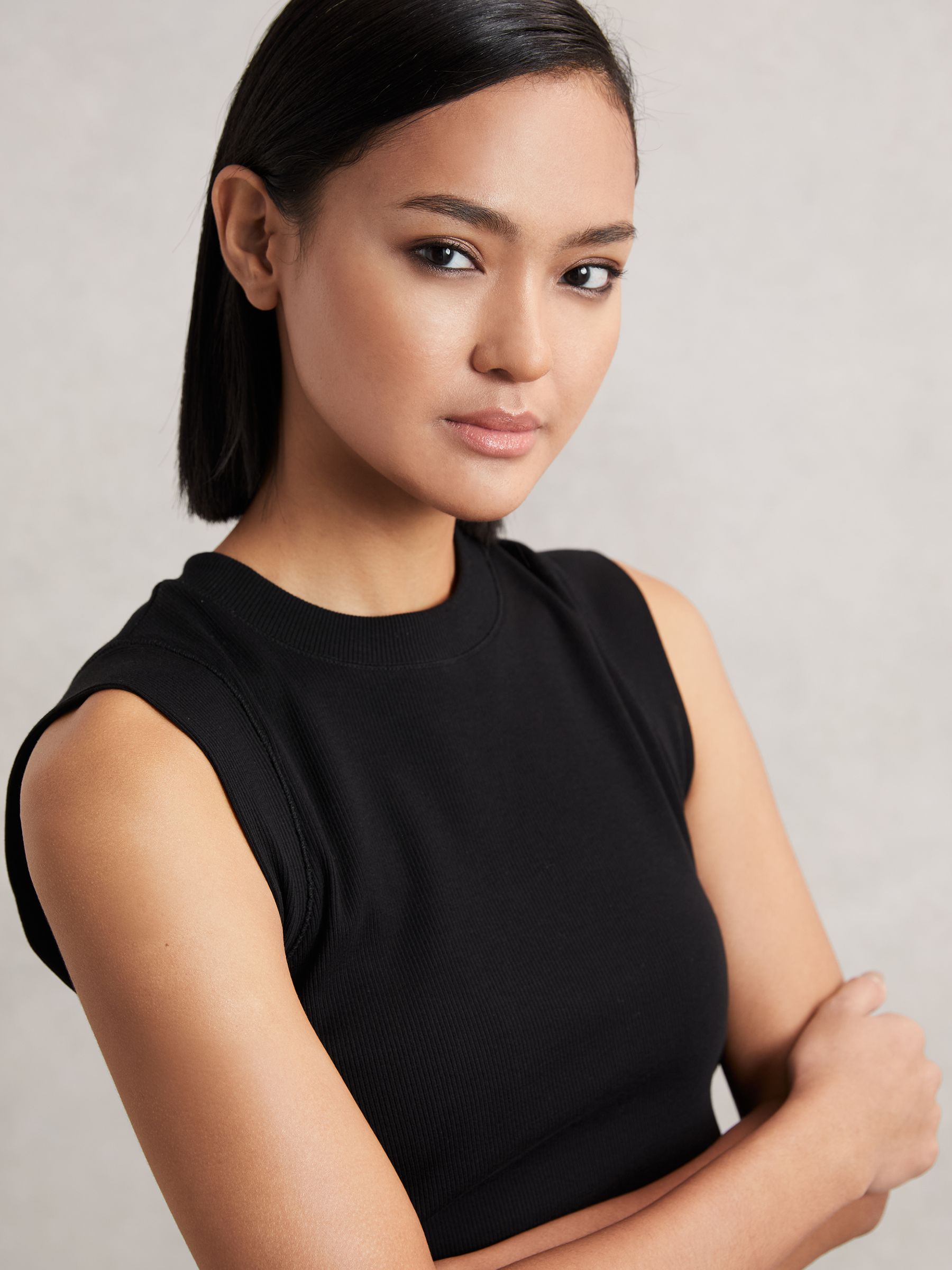 Ribbed Ruched Waist Vest in Black