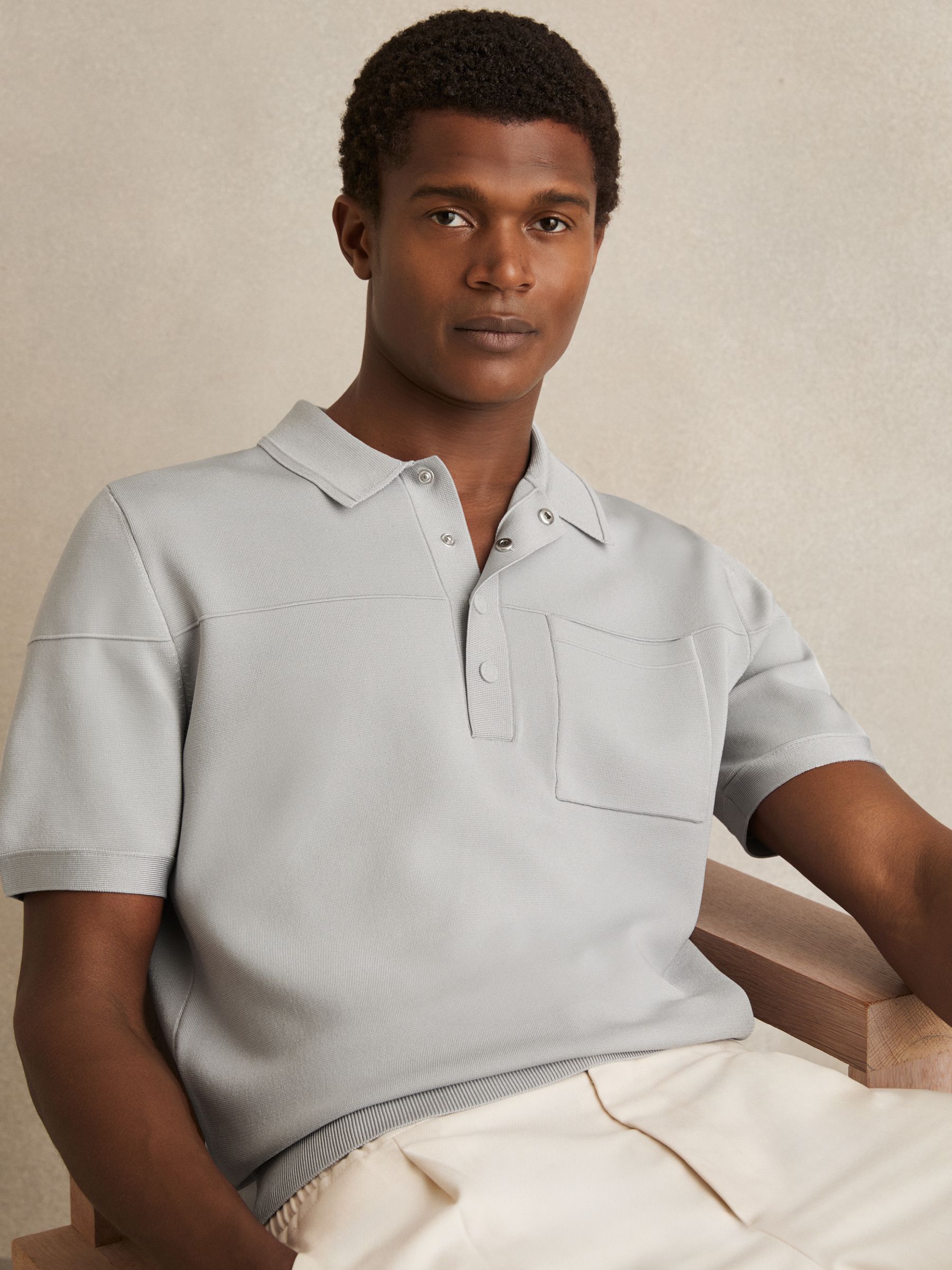 Press-Stud Seam-Detail Polo Shirt in Ice Grey