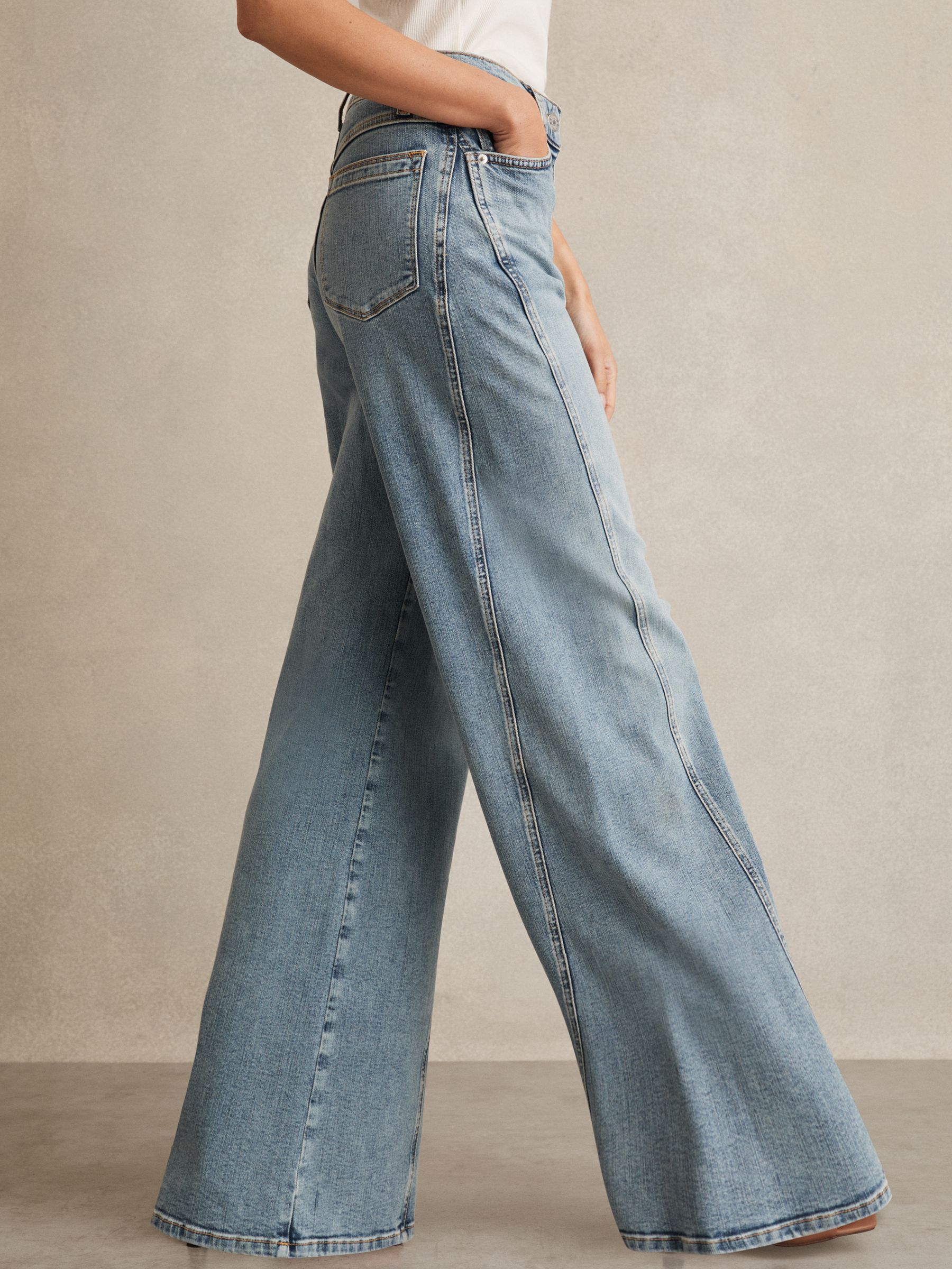 Twist Seam Wide Leg Jeans in Light Blue