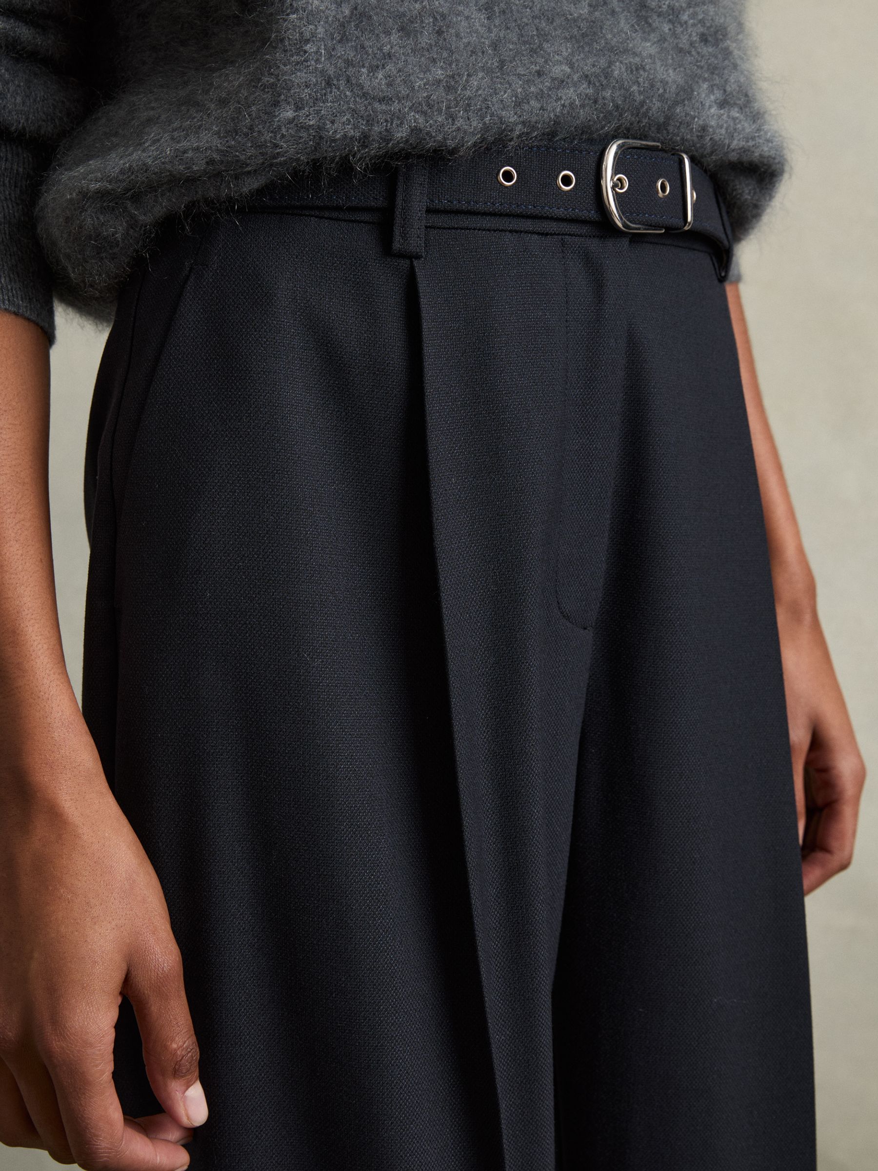 Tapered Belted Trousers in Navy