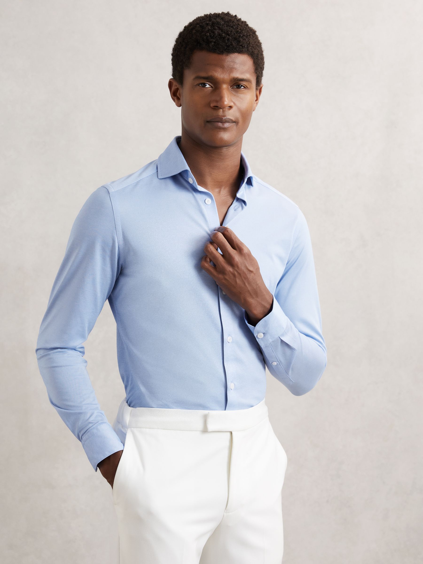 Cotton-Blend Jersey Cutaway-Collar Shirt in Soft Blue
