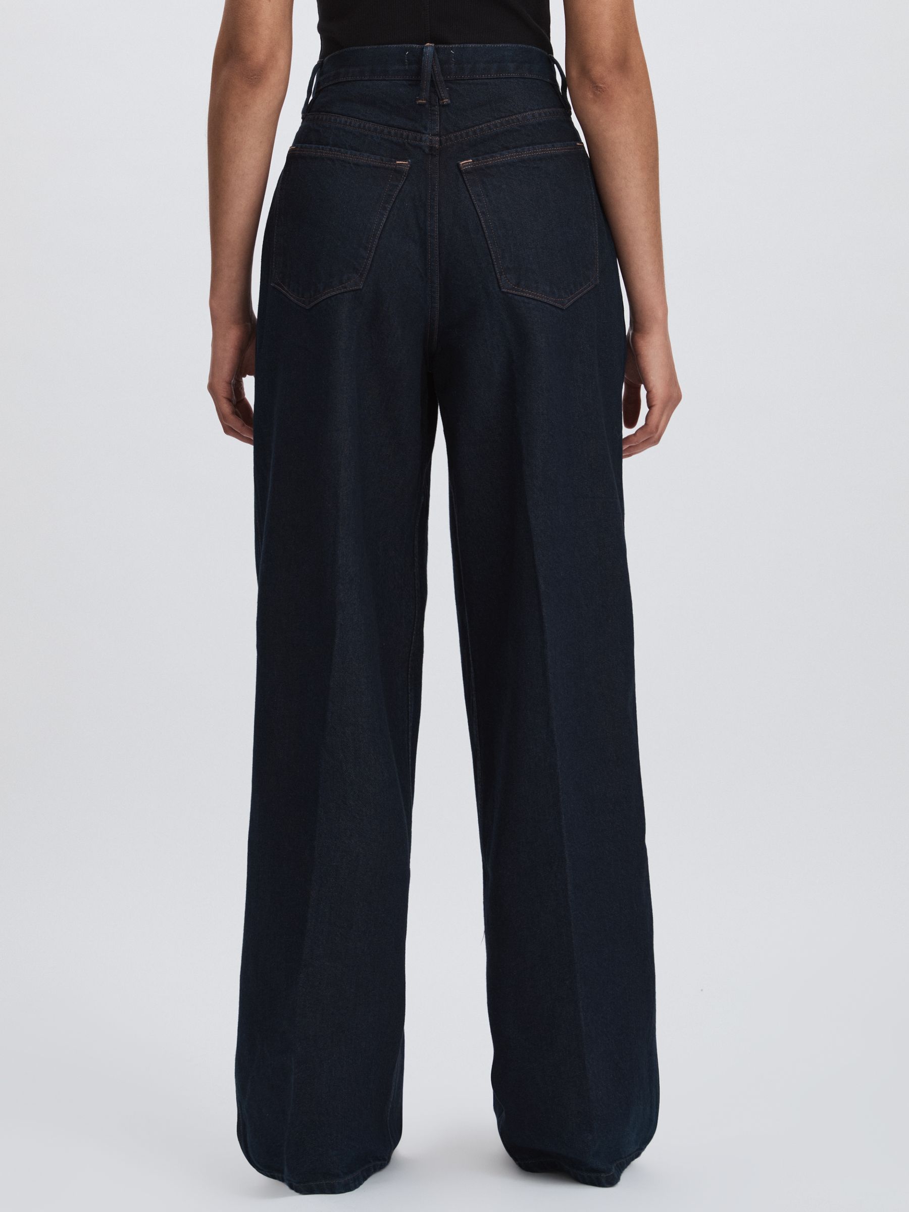 Good American Wide-Leg Pleated Jeans in Dark Blue