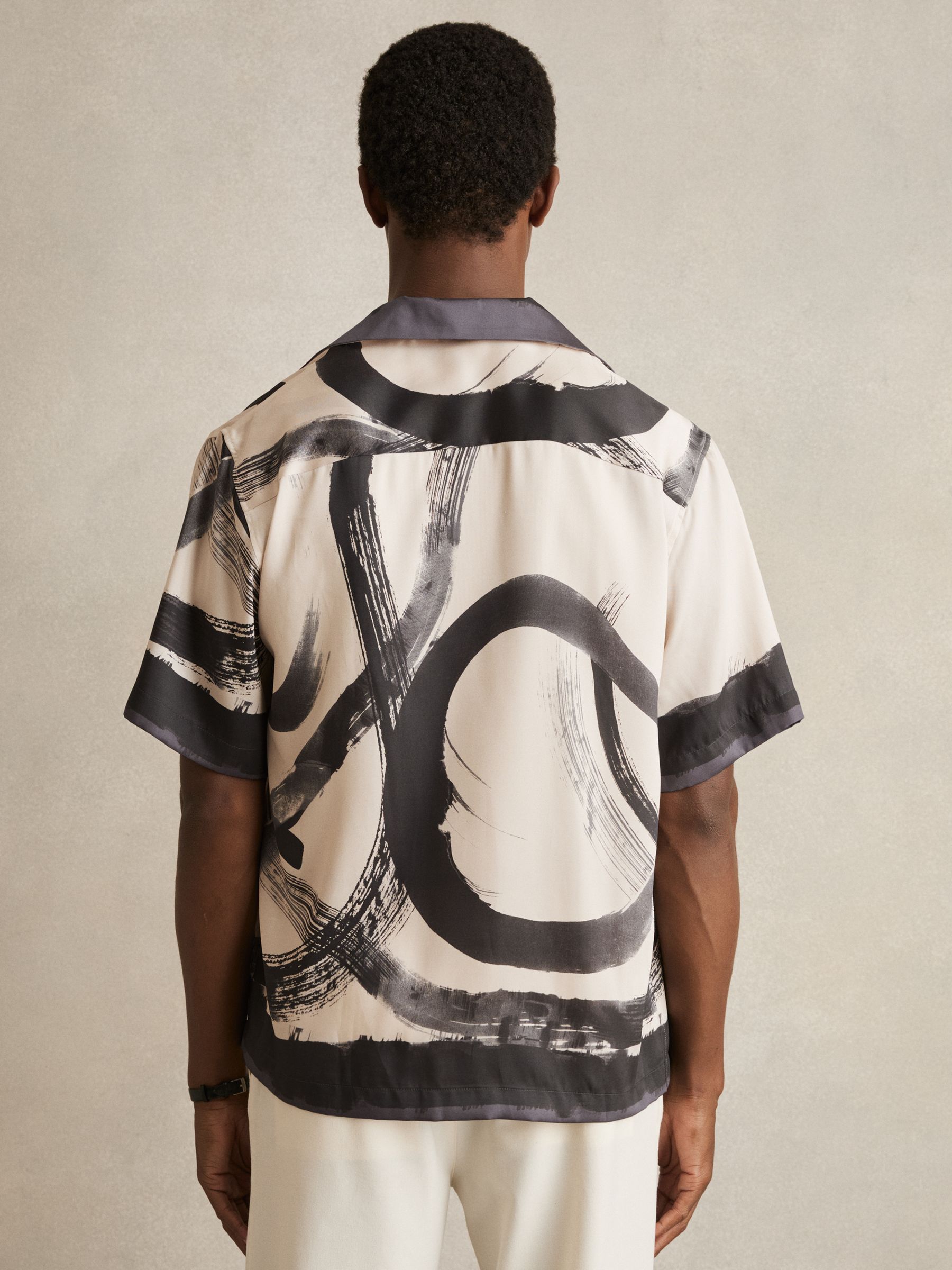 Brushstroke-Print Cuban-Collar Shirt in Charcoal Grey/Off White