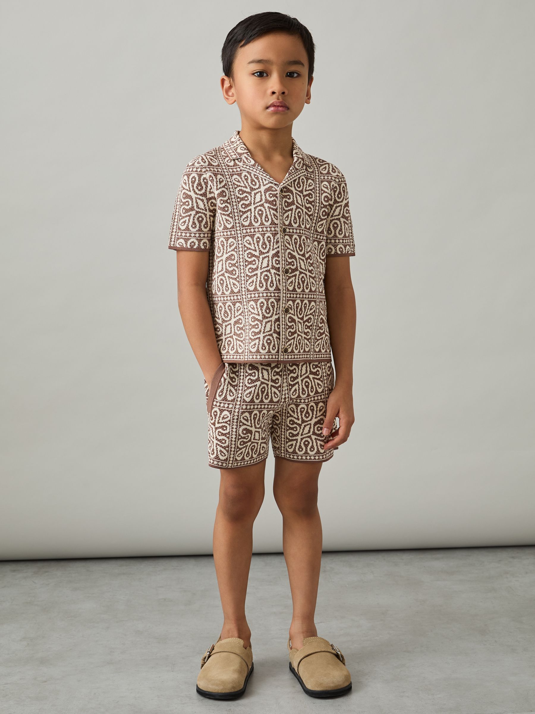 9-13 yrs Tile Pattern Knit Shorts in Brown/Off White