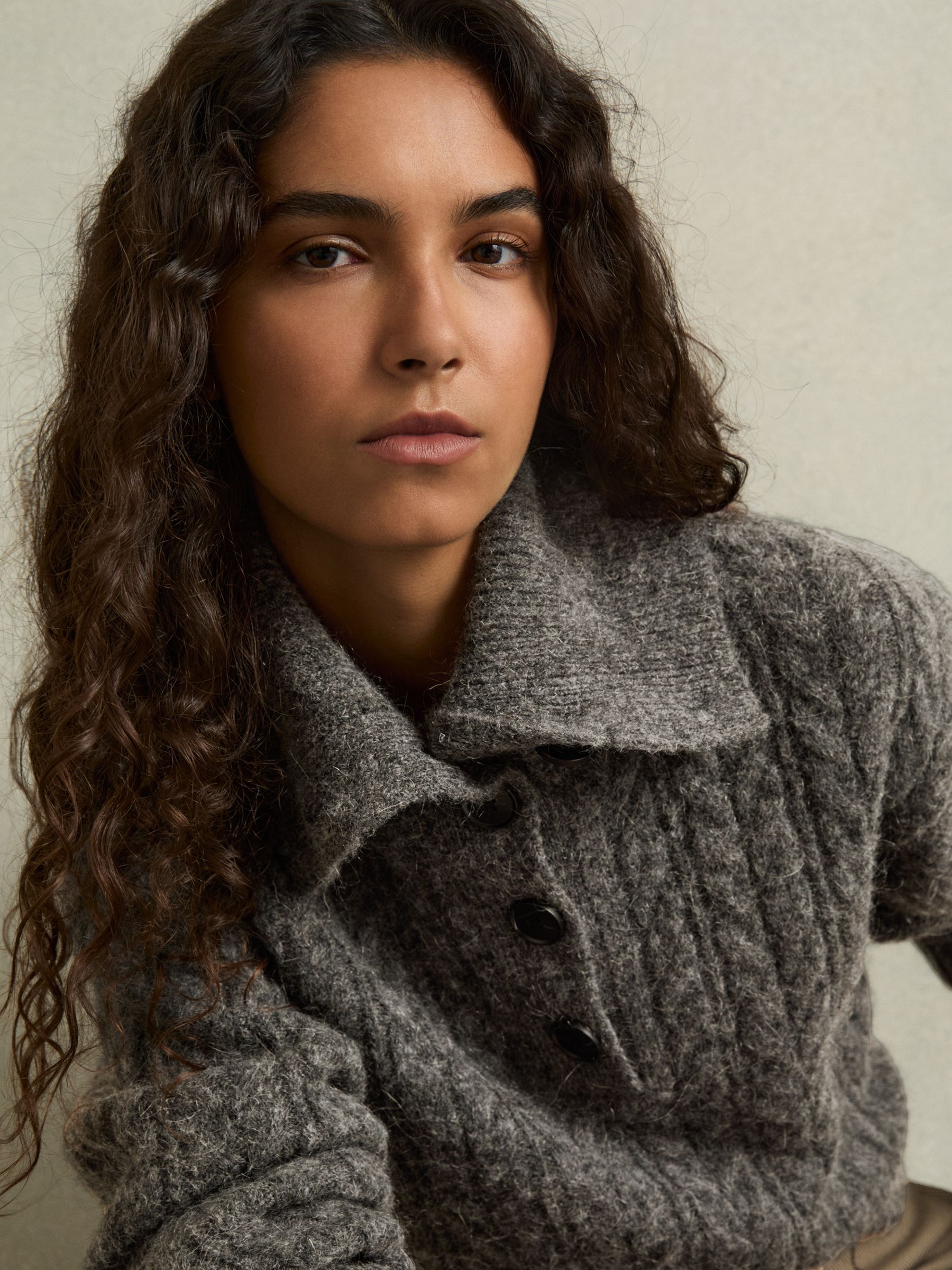 Cropped Cable-Knit Jumper With Mohair in Charcoal