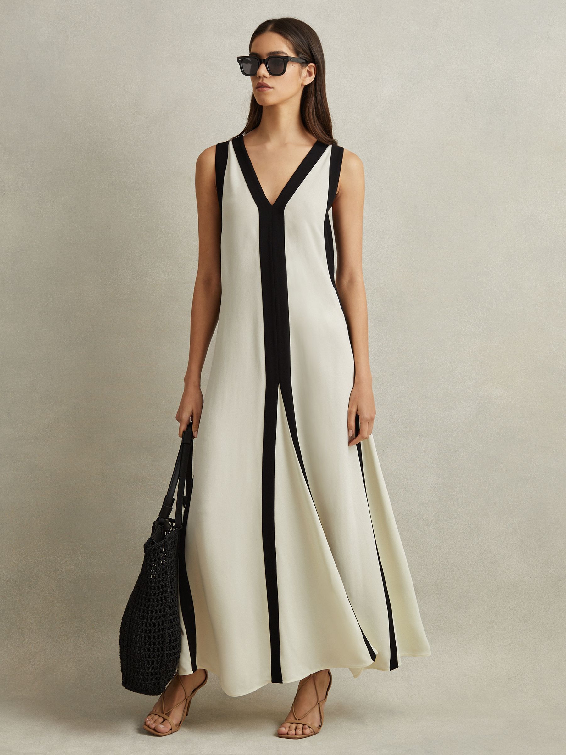 Colourblock Maxi Dress in Black/Cream