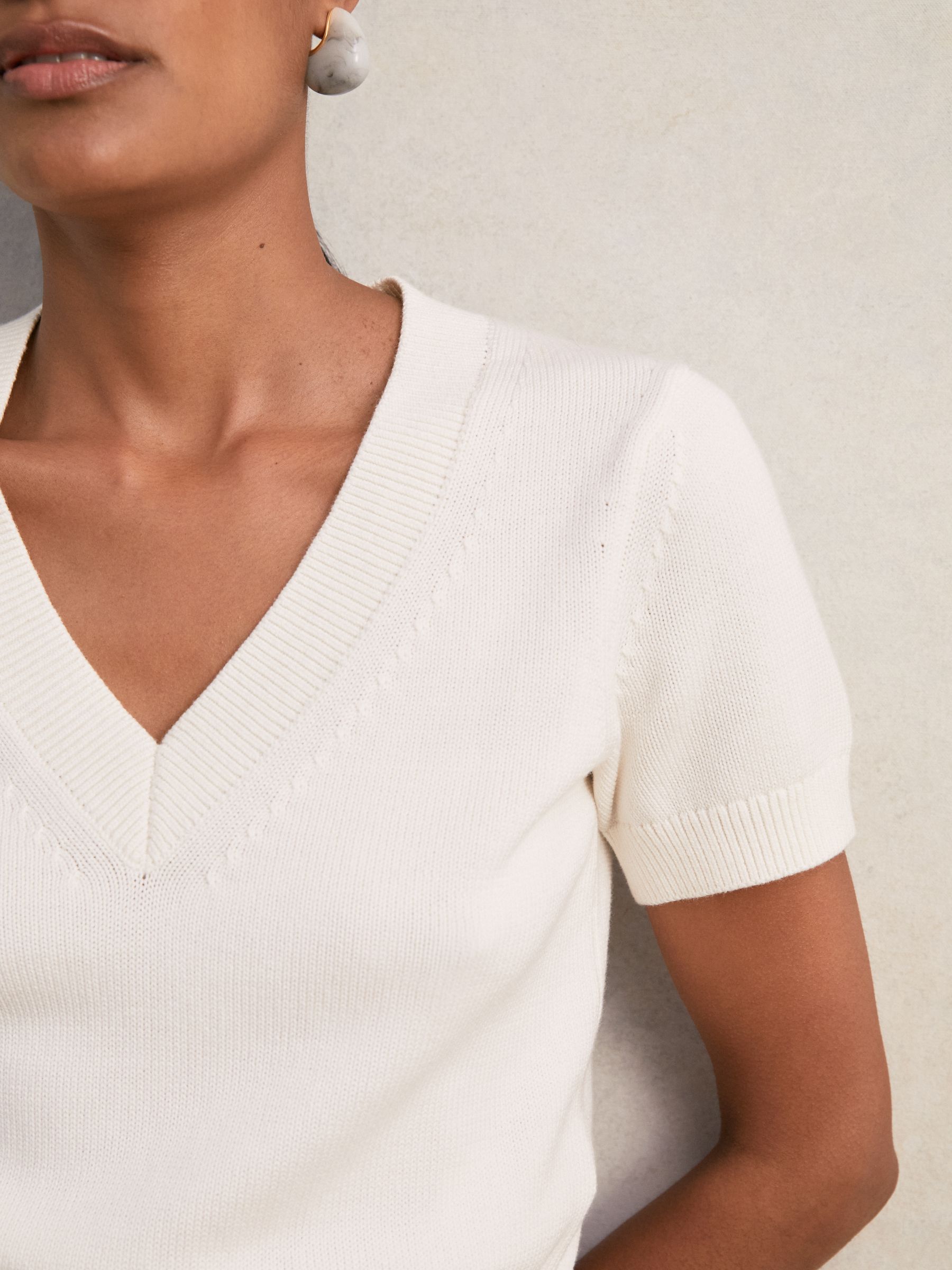 Cotton-Wool Knit V-Neck Top in Ivory
