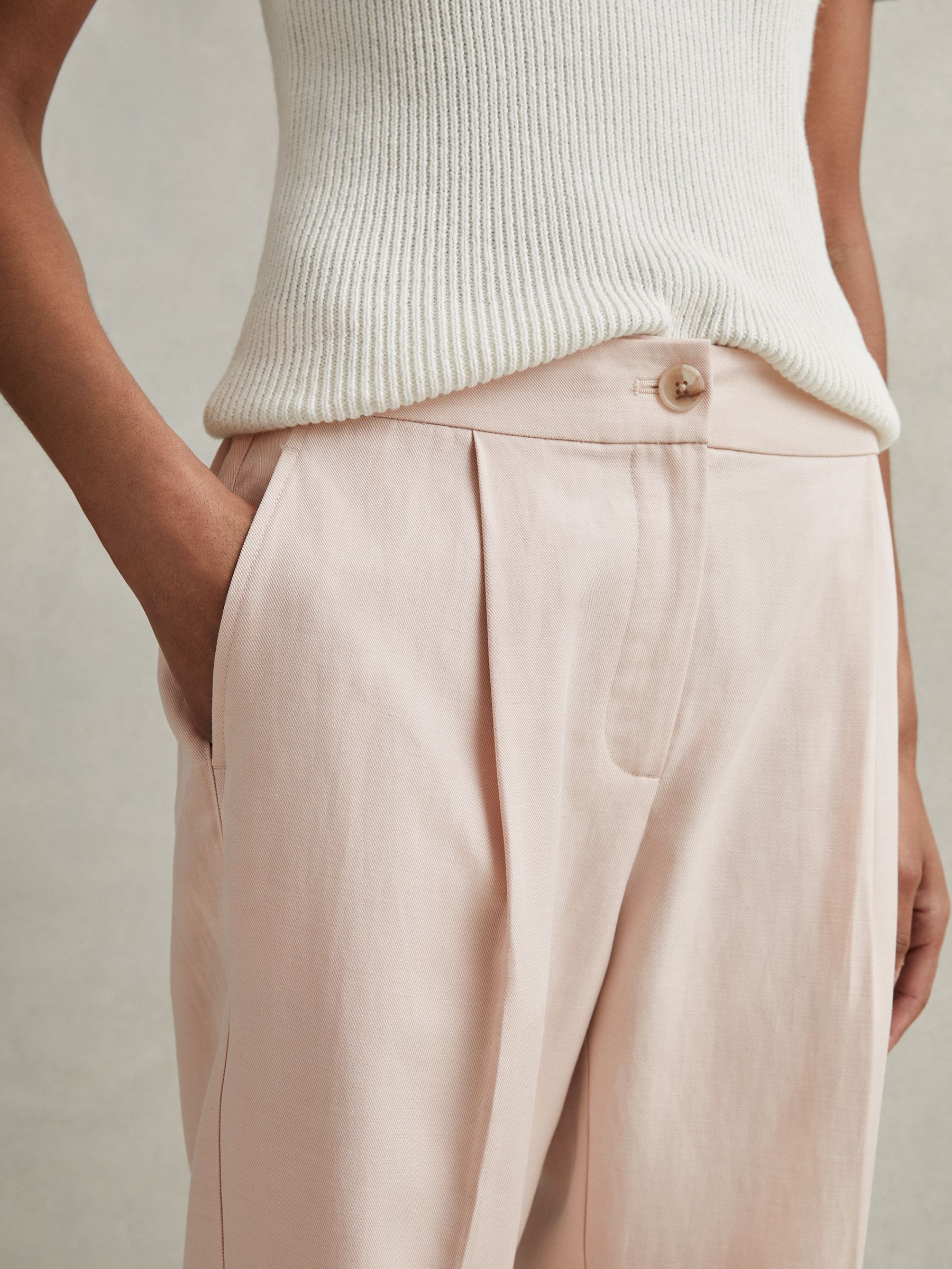 Tapered Suit Trousers with TENCEL? Fibers in Pink