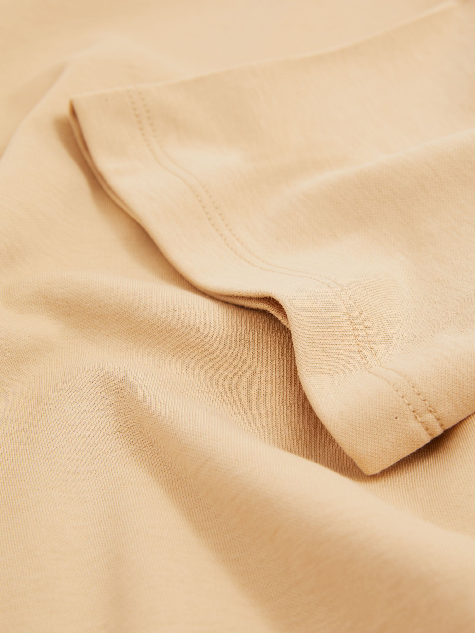 Stretch-Cotton Cropped T-Shirt in Sand