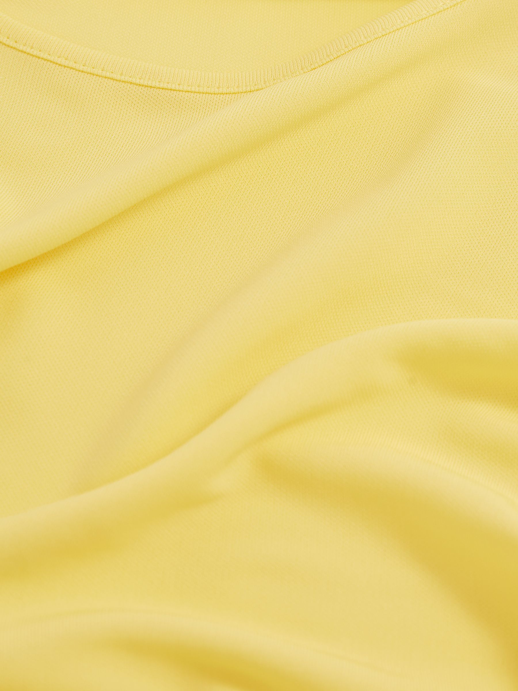 Atelier Scoop Neck Vest in Lemon