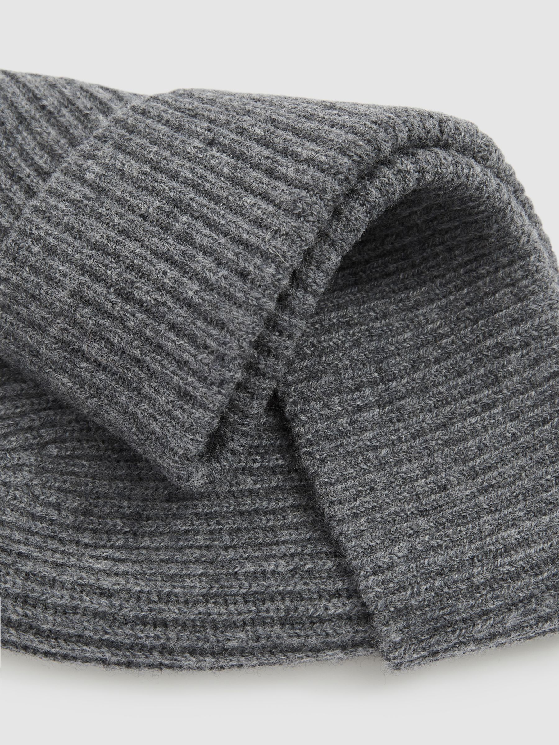 Merino Wool Ribbed Beanie Hat in Mid Grey Melange