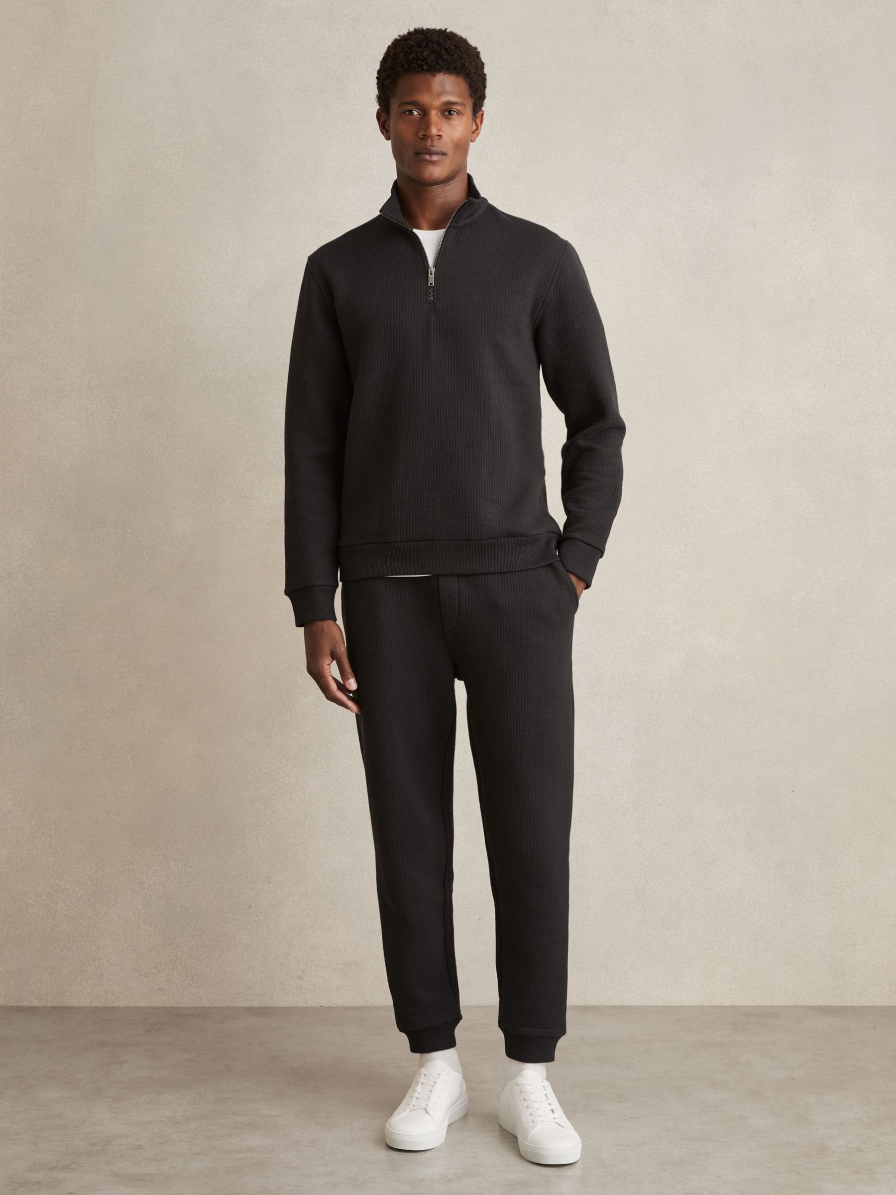 Knitted Low-Top Trainers in White