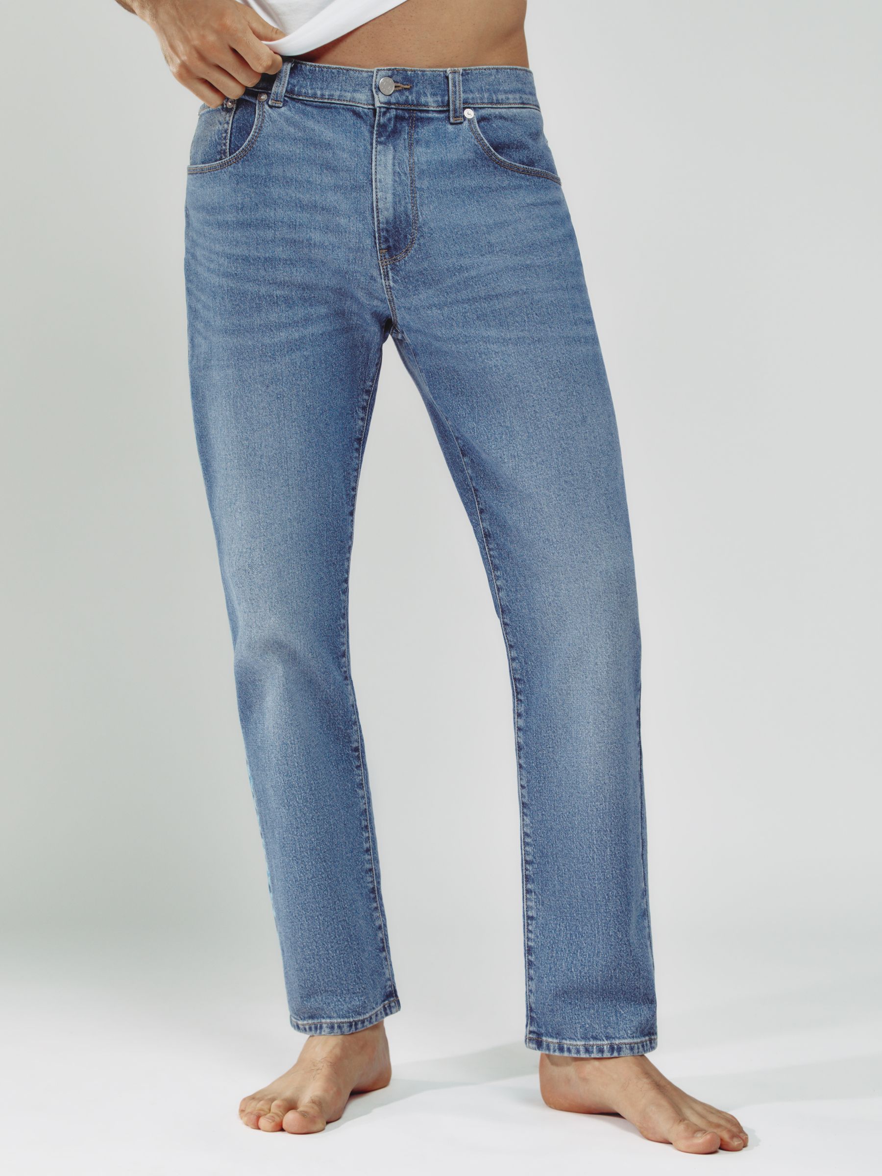 Straight-Leg Jeans in Mid Blue Wash