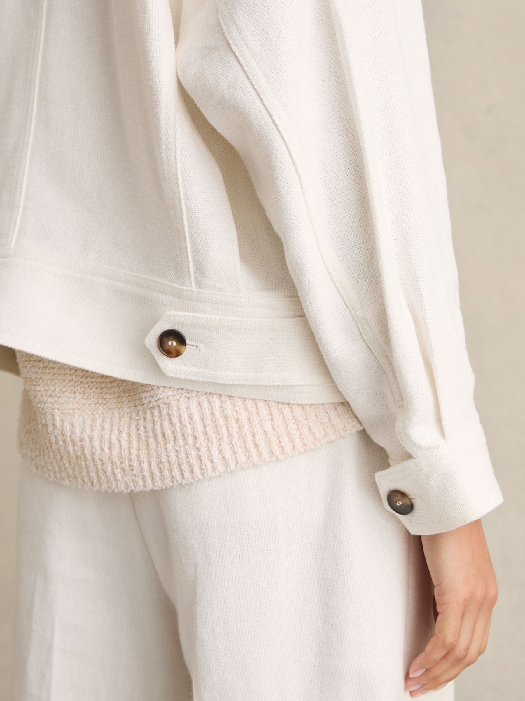 Linen-Blend Twin-Pocket Jacket in White