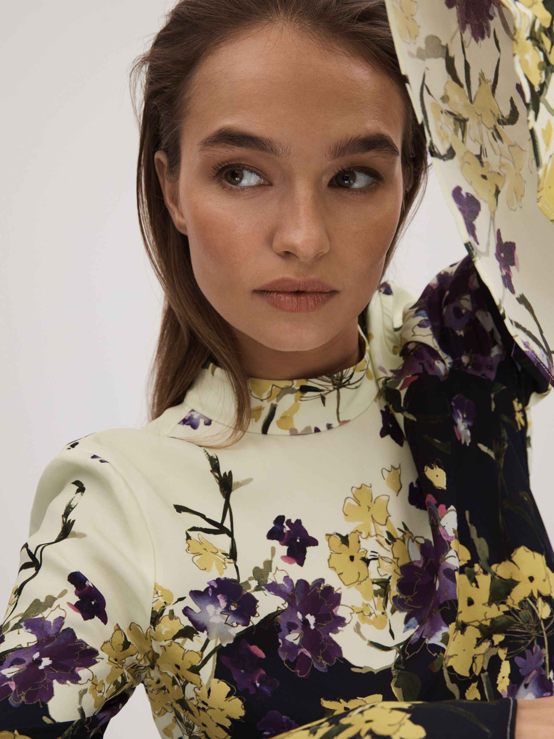 Florere Printed Fluted Cuff Midi Dress in Multi