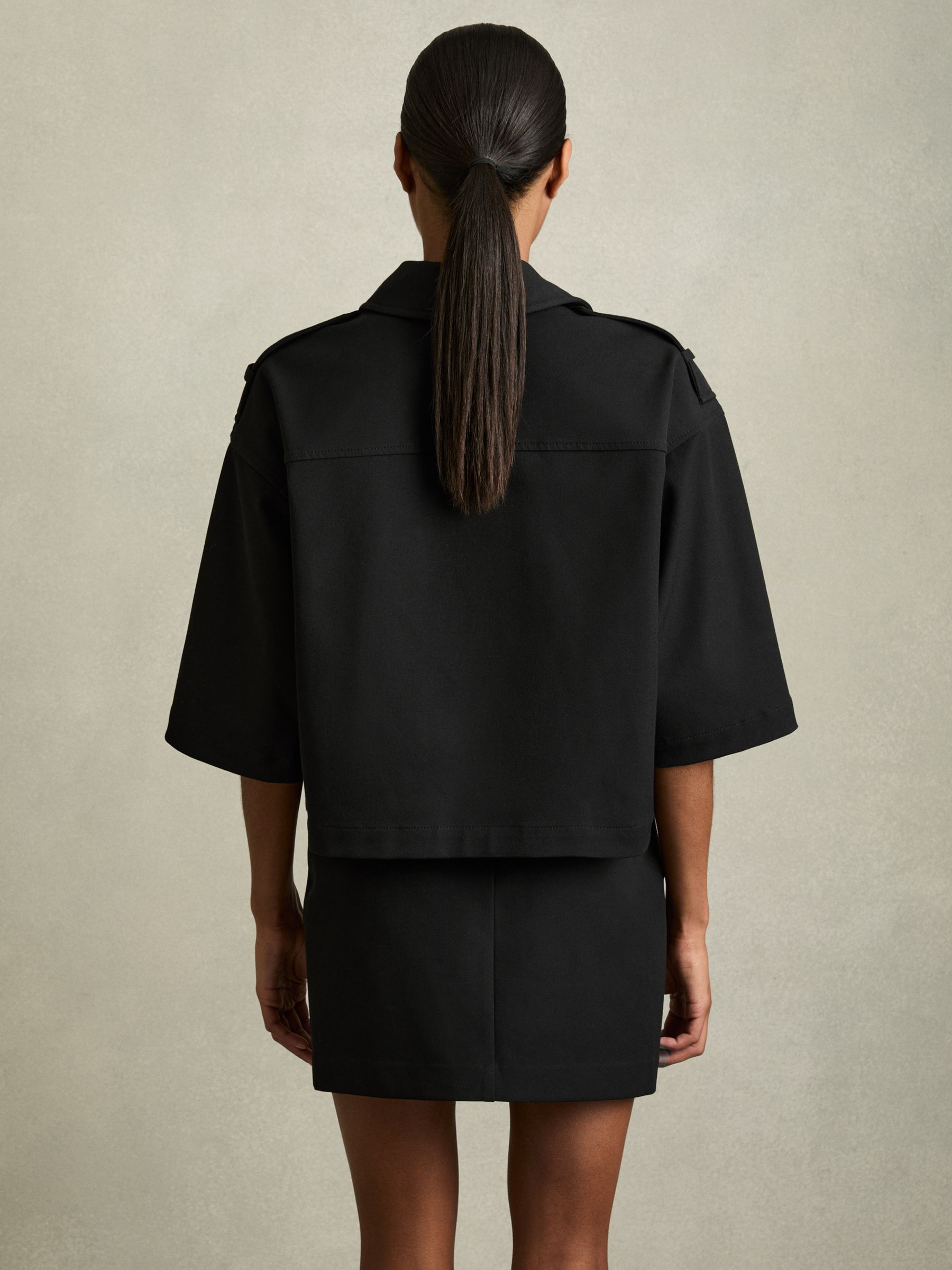 Cropped Twill Shirt Jacket in Black