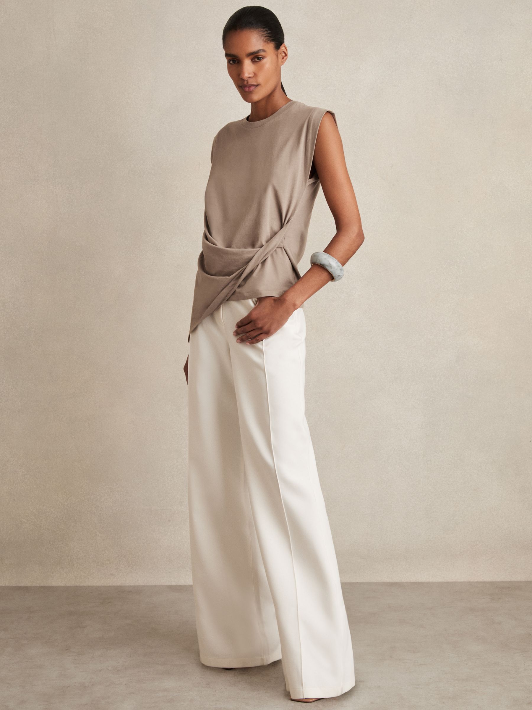 Cotton Drape T-Shirt in Taupe Neutral
