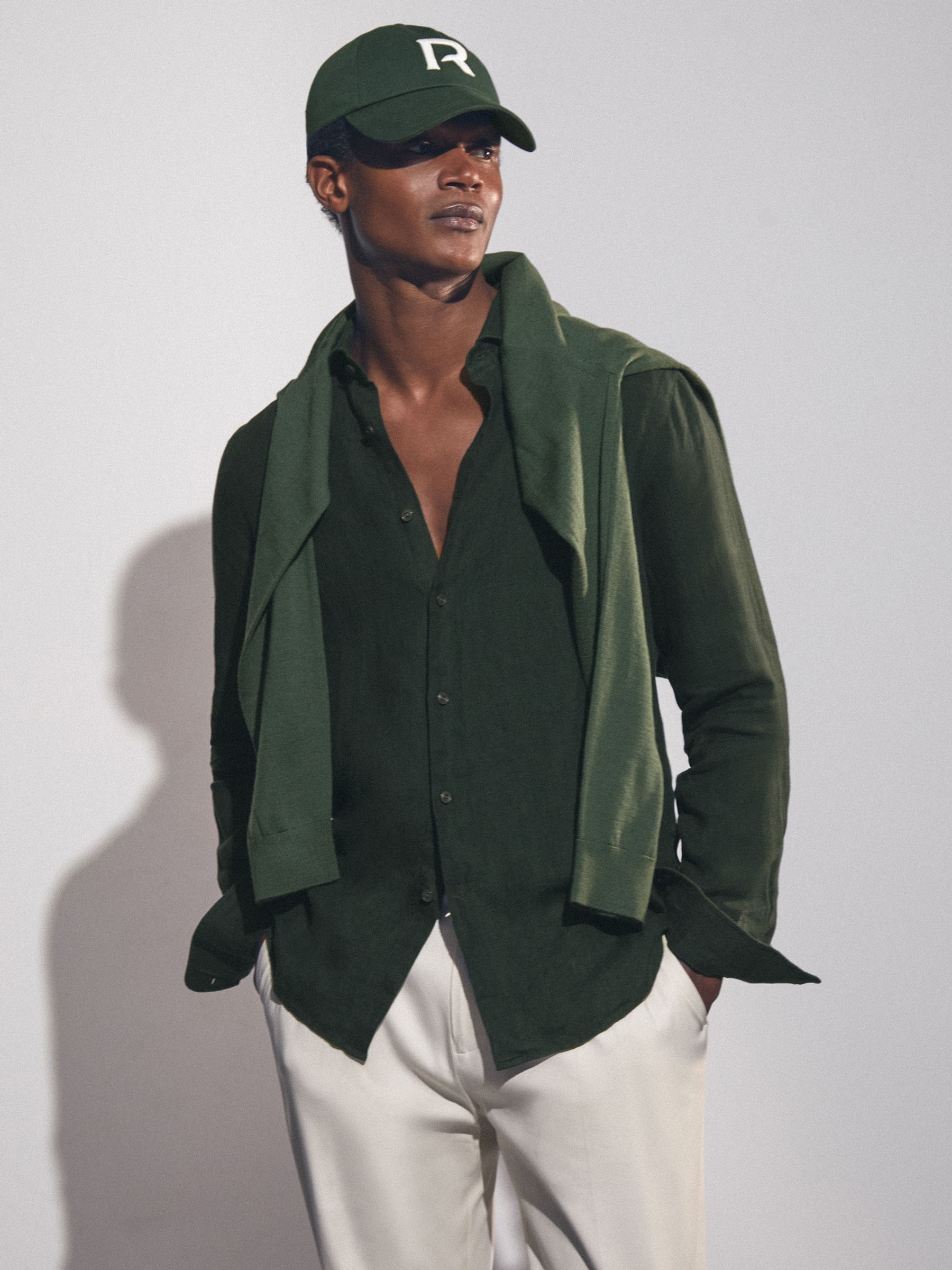 Linen Button-Through Shirt in Dark Hunting Green