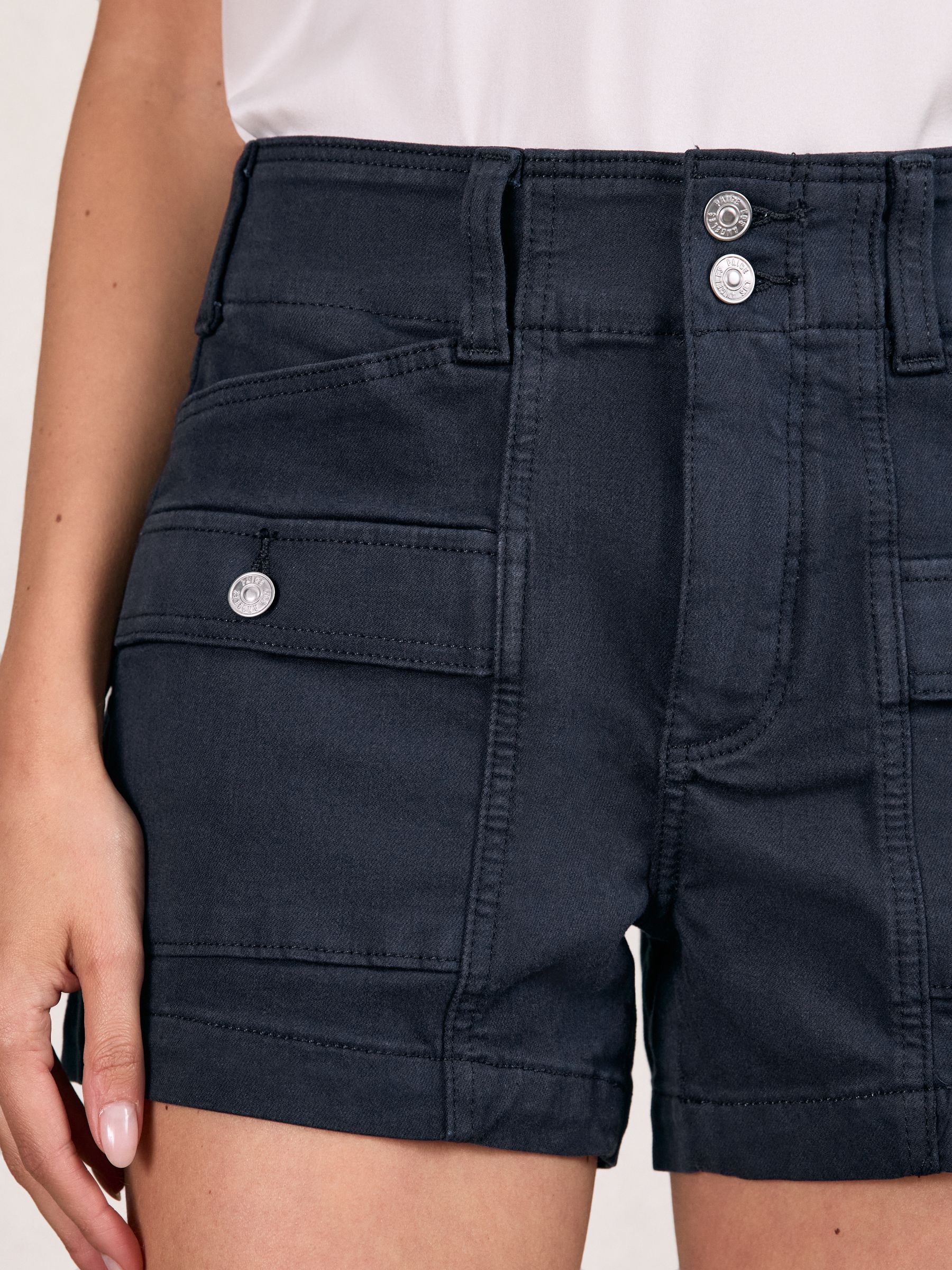 Paige Cargo Shorts in Navy