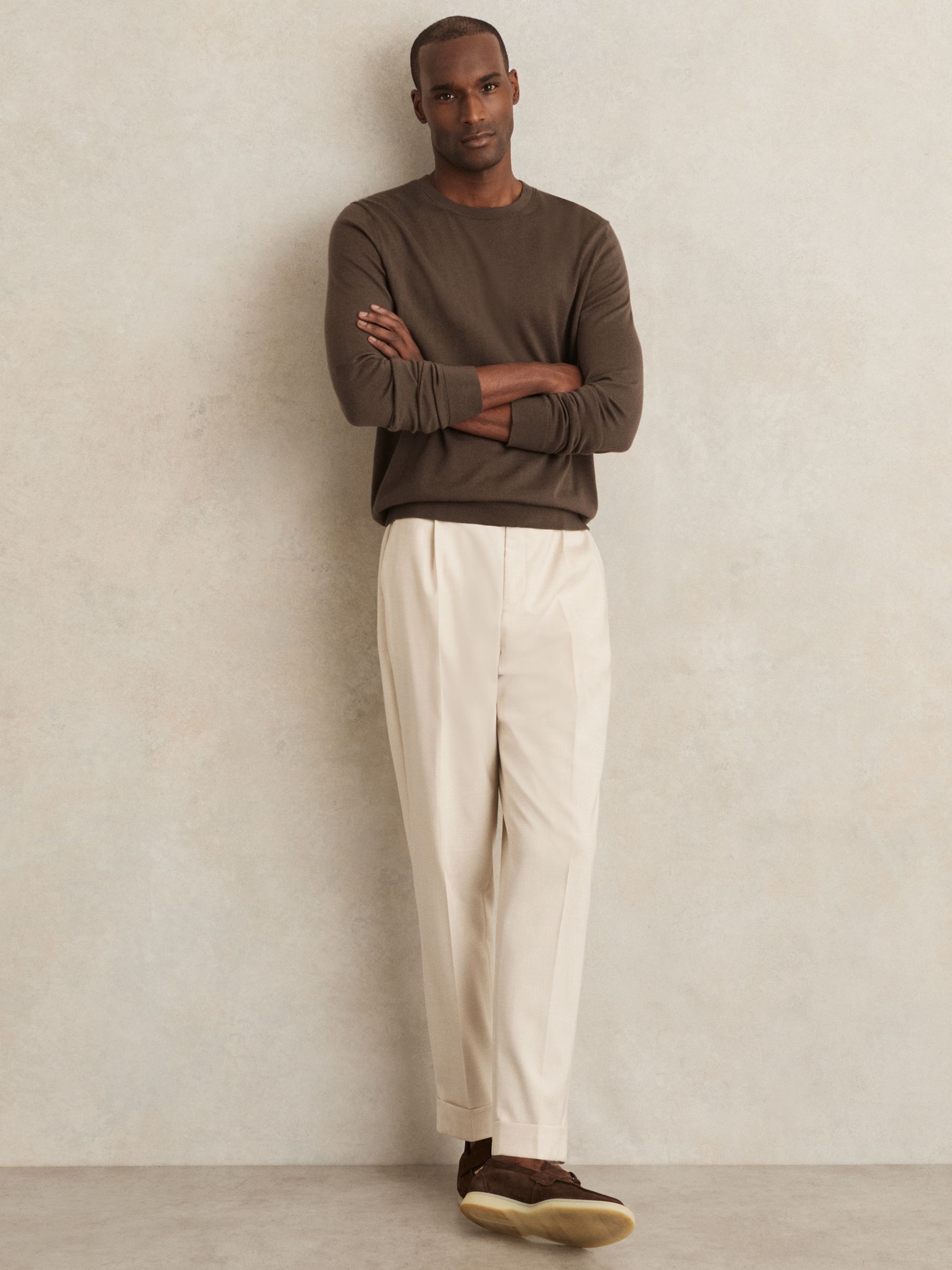 Merino-Wool Crew-Neck Jumper in Chocolate Brown