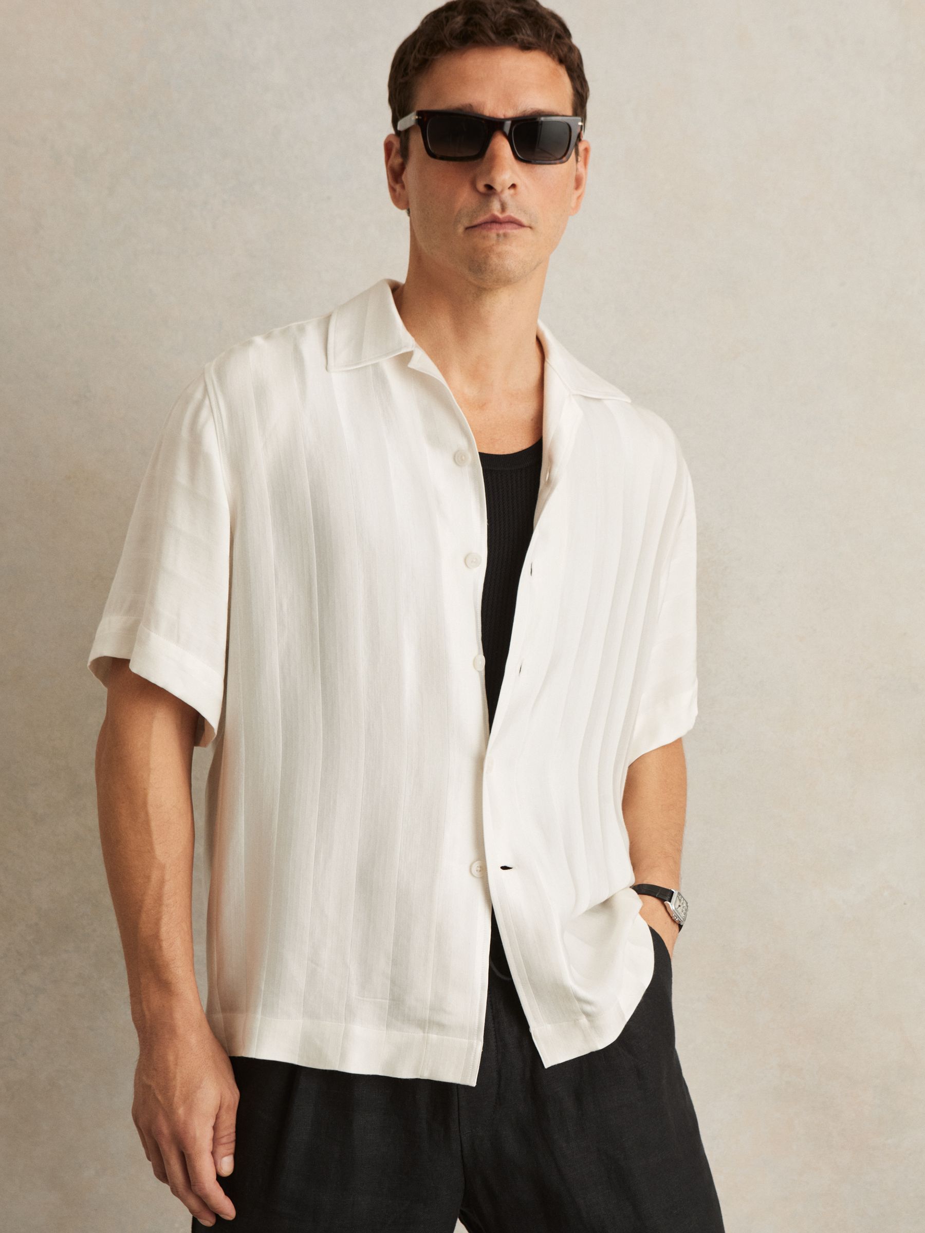 Jacquard Stripe Cuban Collar Shirt in White