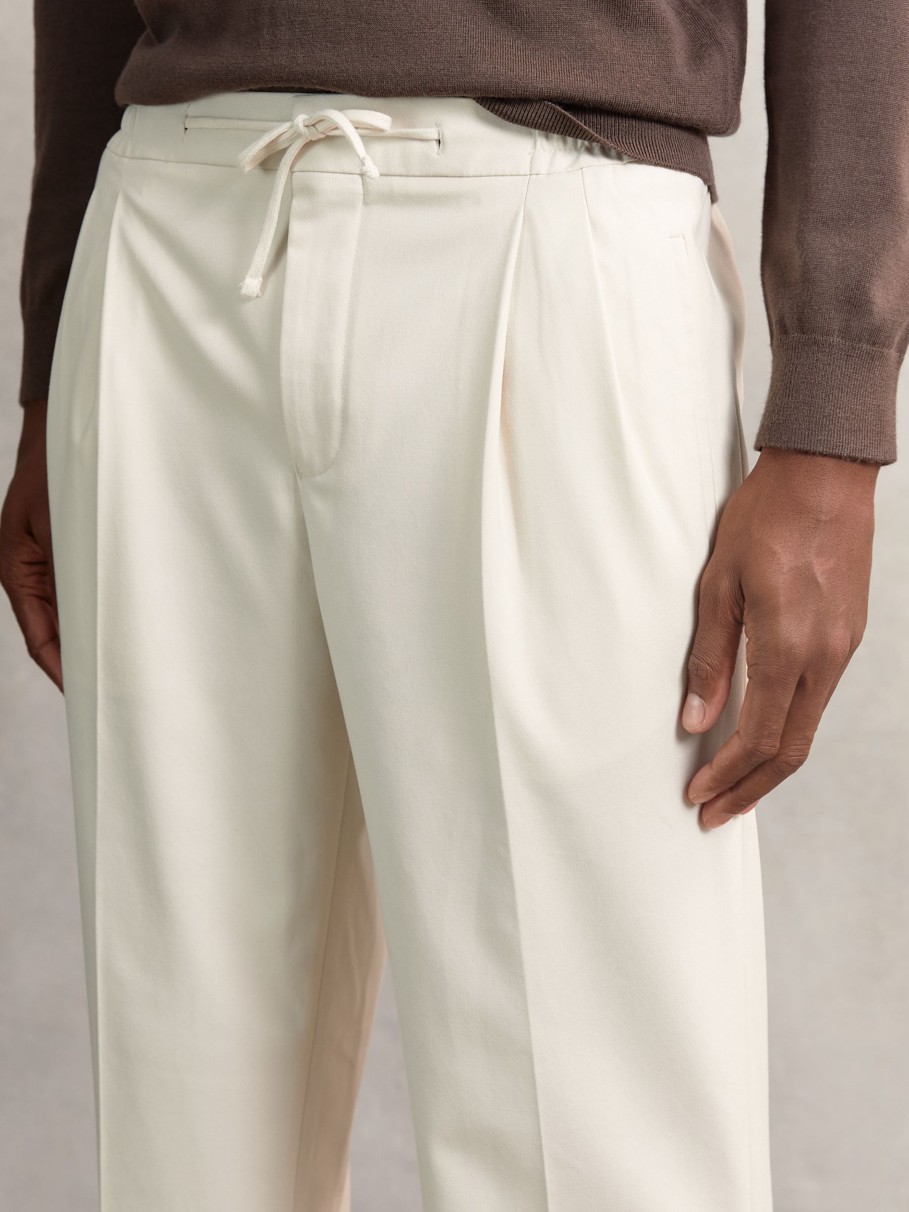 Wide Leg Pleated Drawstring Trousers in Ecru