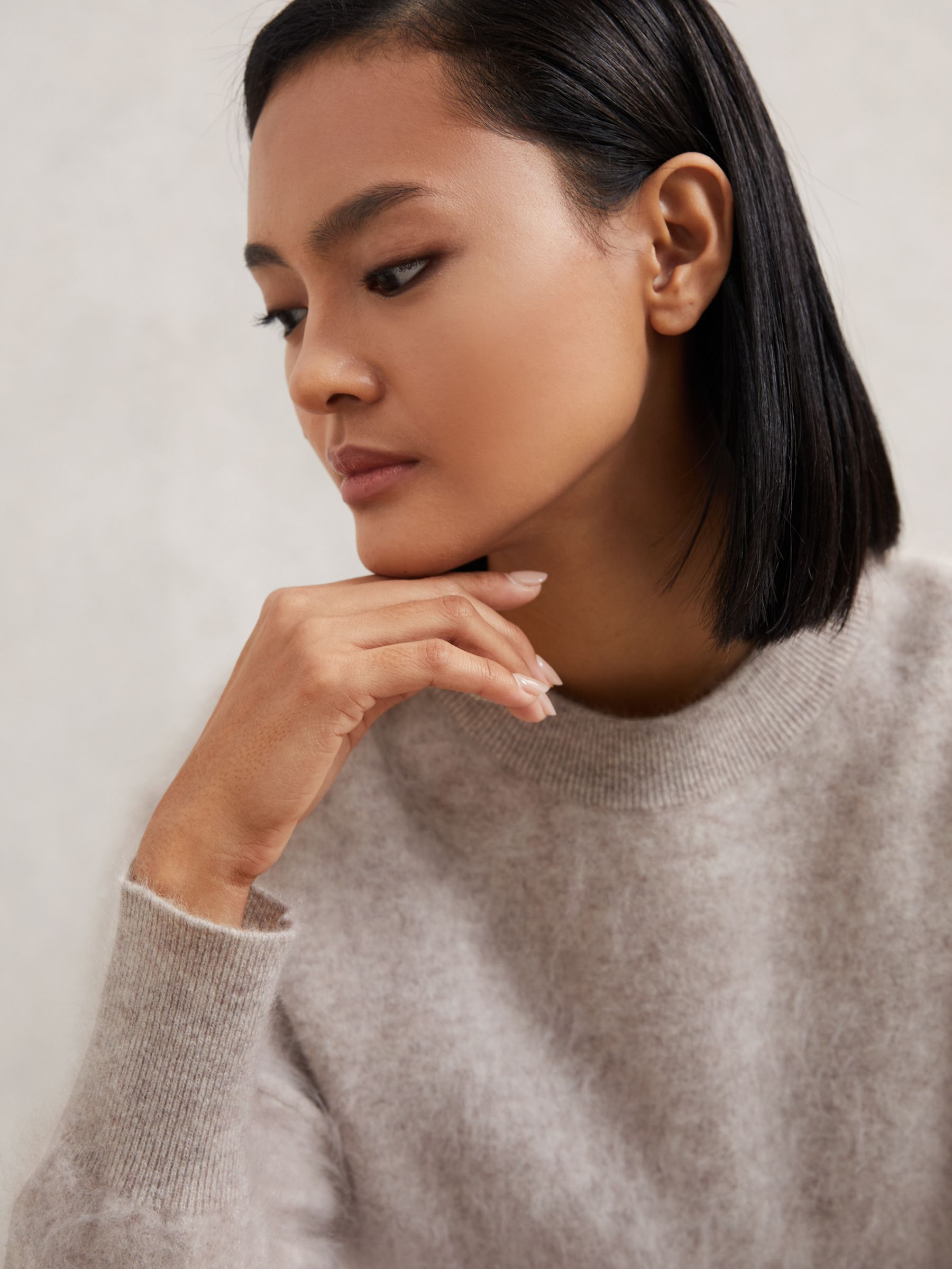 Brushed Cashmere Crew Neck Jumper in Oatmeal Neutral