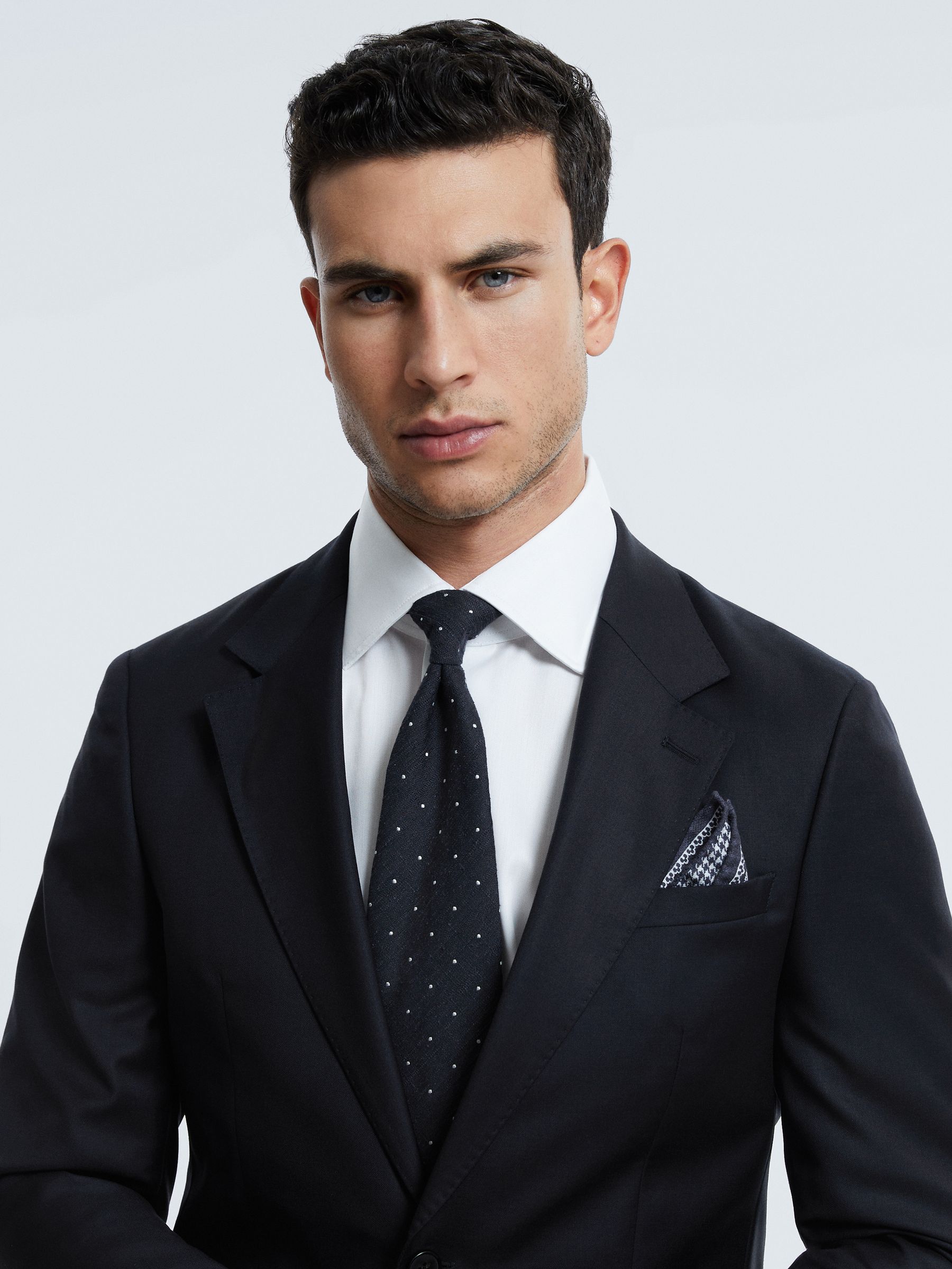 Atelier Wool Cashmere Slim Fit Single Breasted Blazer in Midnight Navy