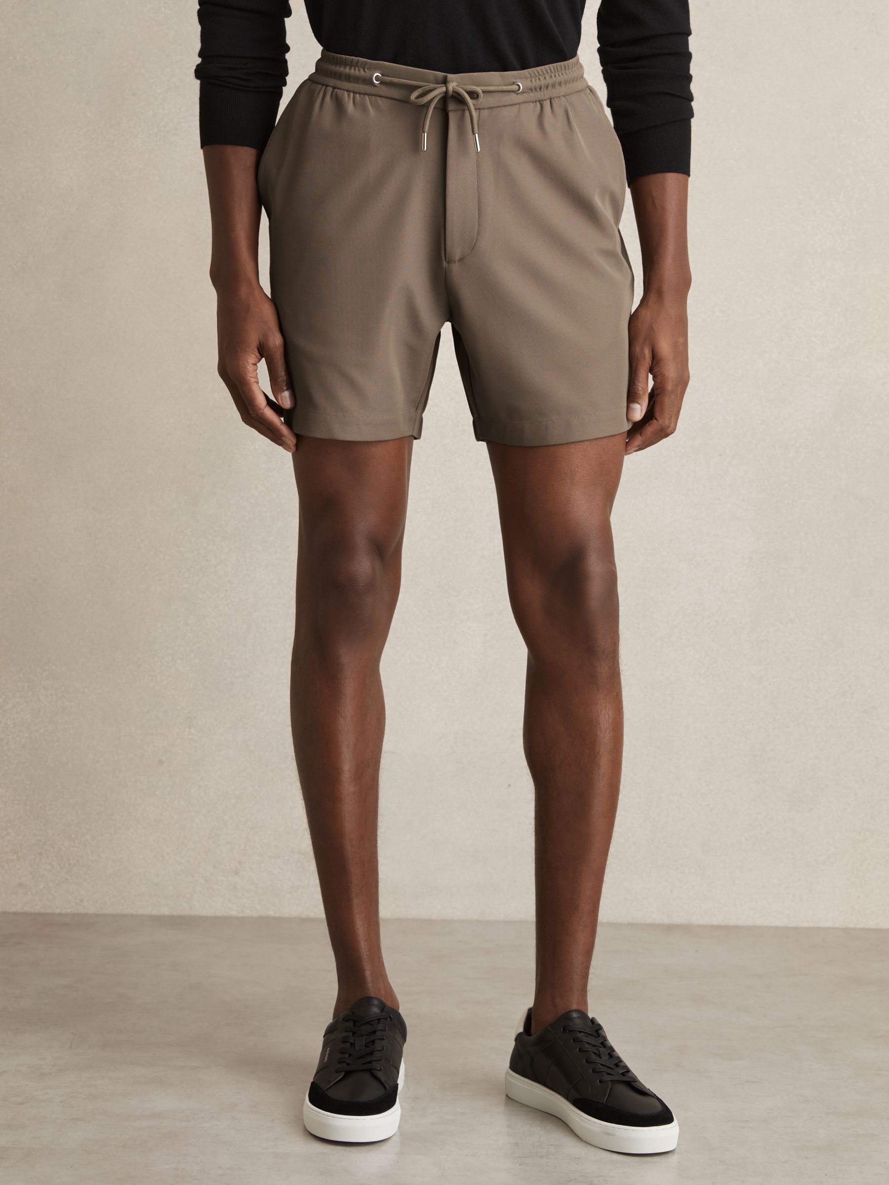 Textured Drawstring Shorts in Mocha Brown