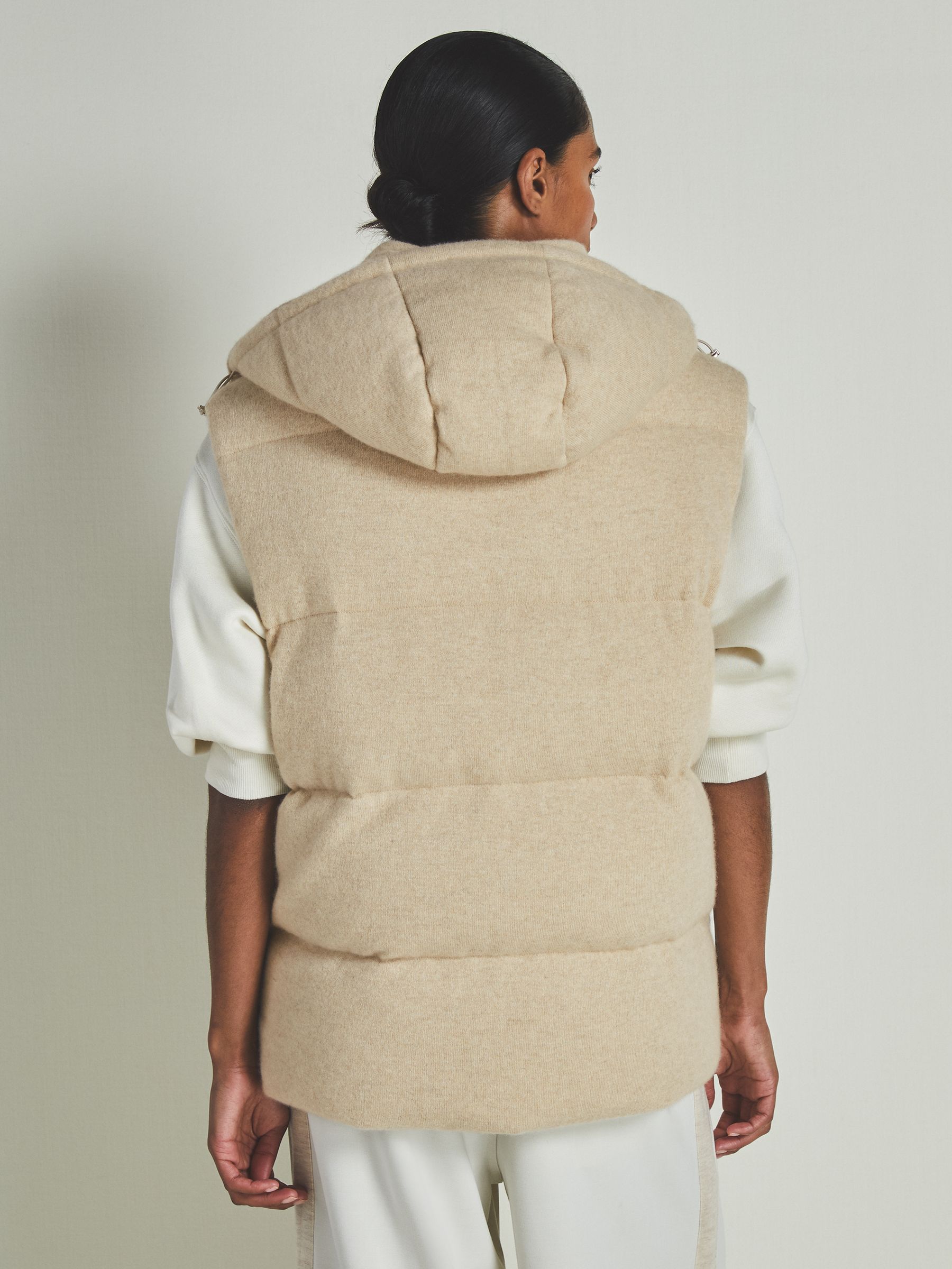 Reiss | Les 100 Ciels Brushed-Cashmere Down Gilet in Stone