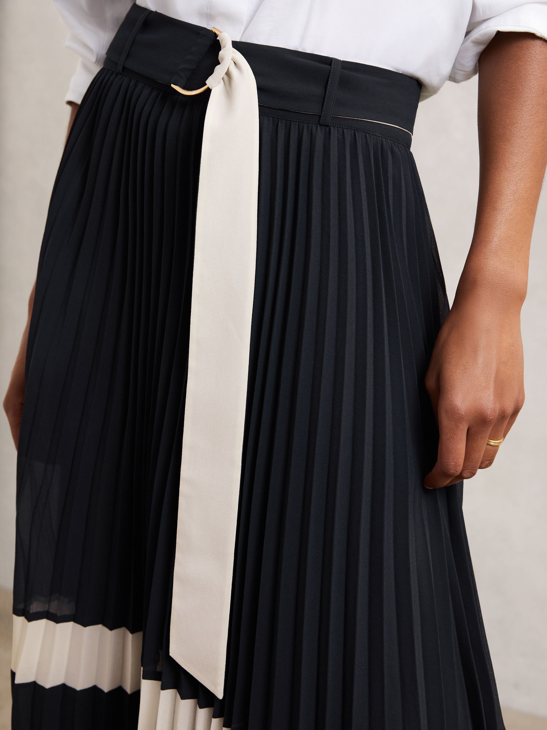 Belted Pleated Midi Skirt in Navy/Ivory